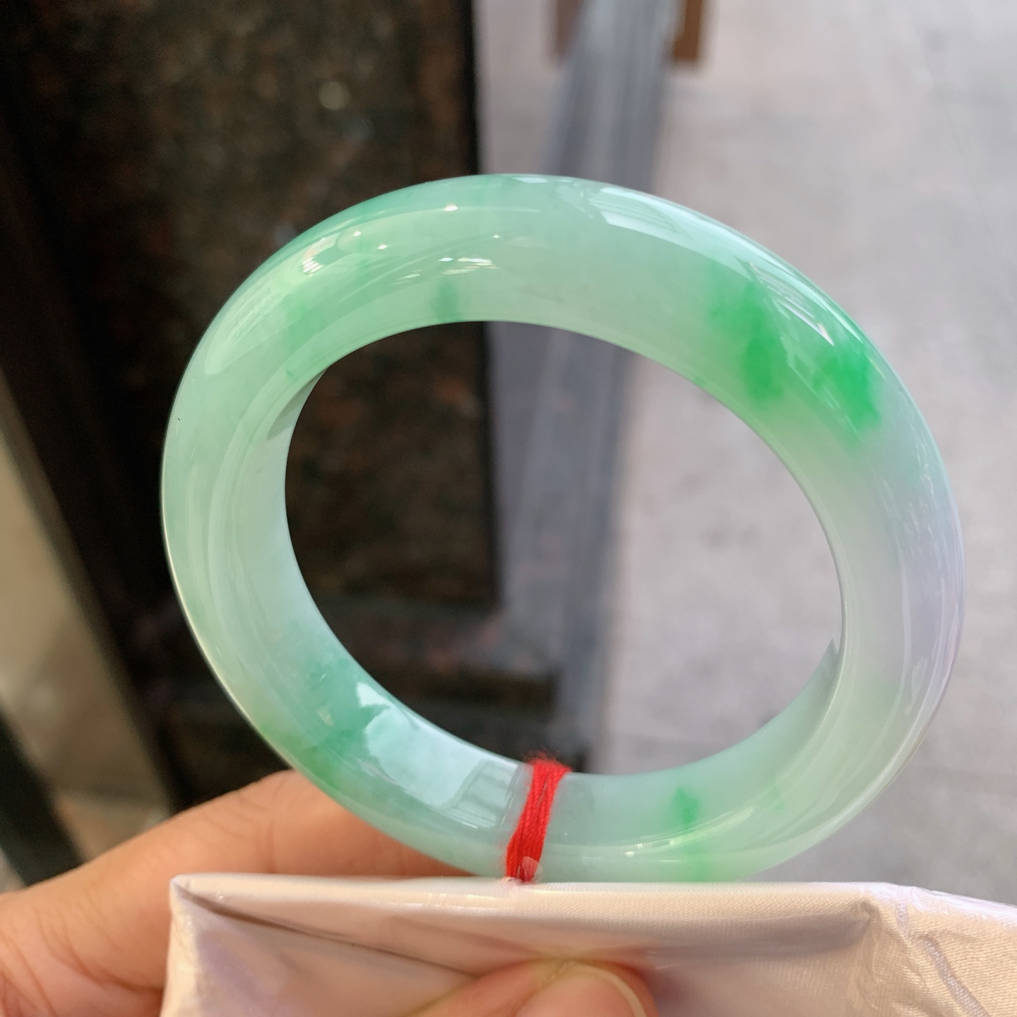 正圈春带彩 微细纹 尺寸：55/12.3/9.8 色阳