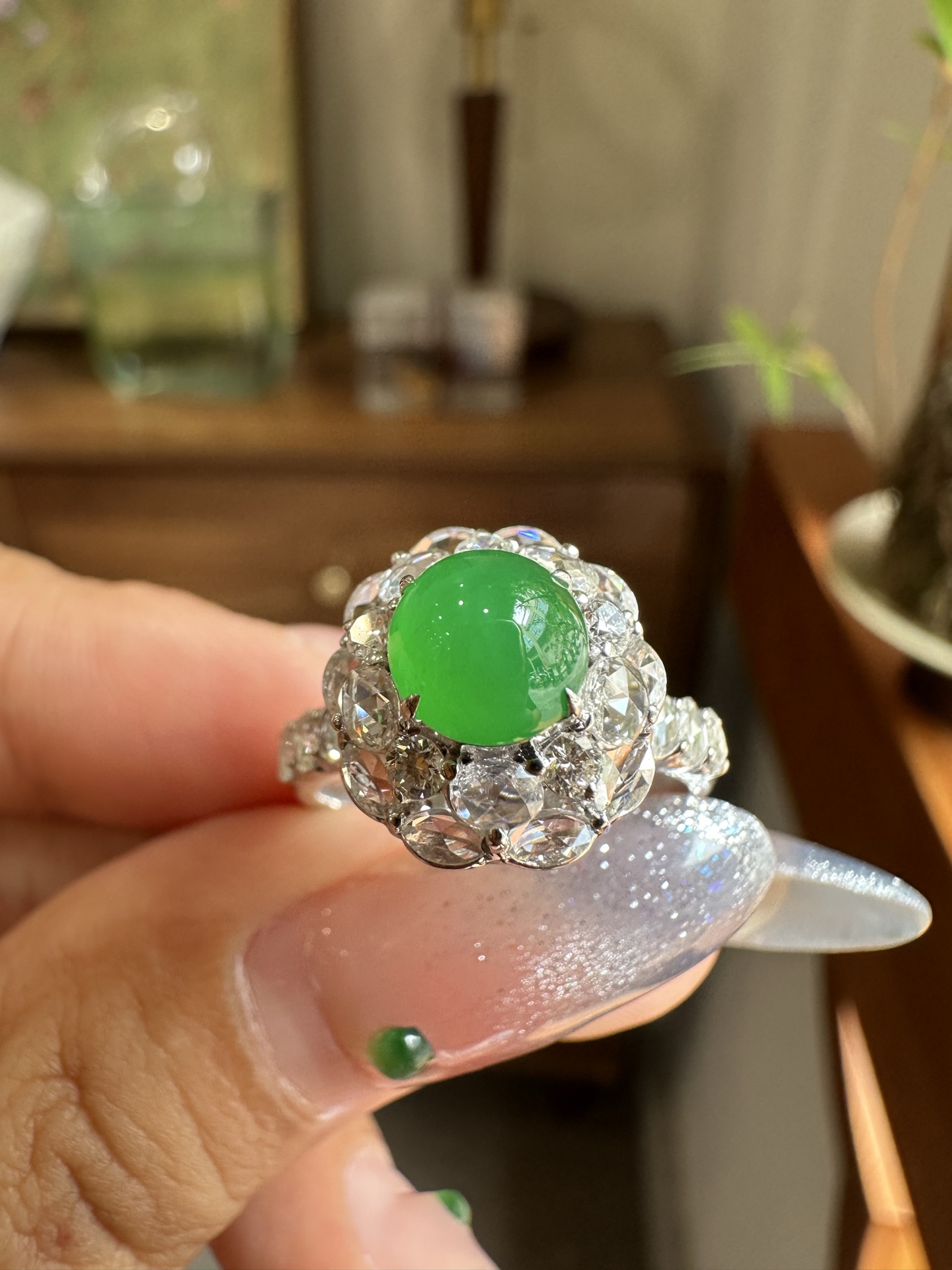 ️ 阳绿蛋面戒指，6.5-6.2-3.3