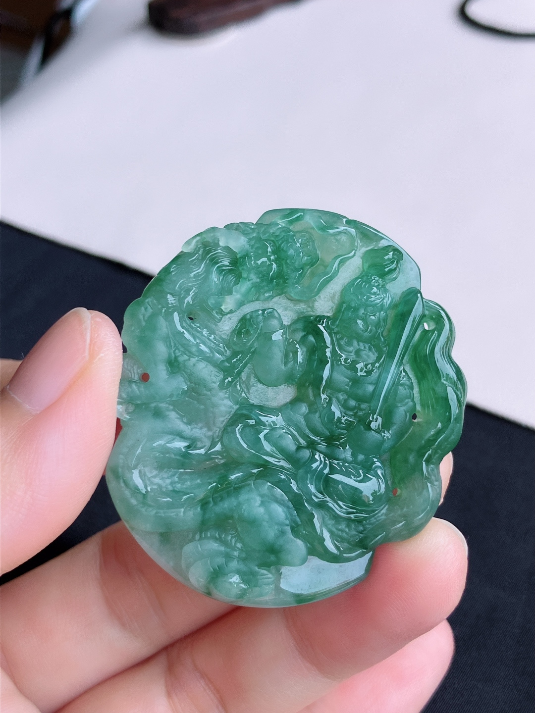 ️，冰飘花观音，晶莹剔透，尺寸48.8/43/6/自然光实拍