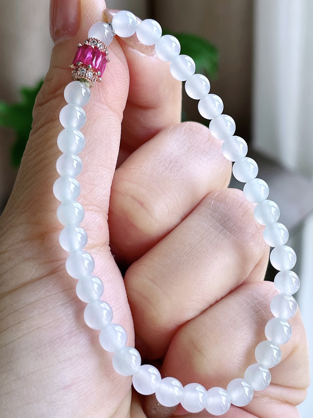 【珠子】糯冰手串圆珠珠子手串 【说明】缅甸 性比高 【尺寸】4.9mm 【重量】8.3克