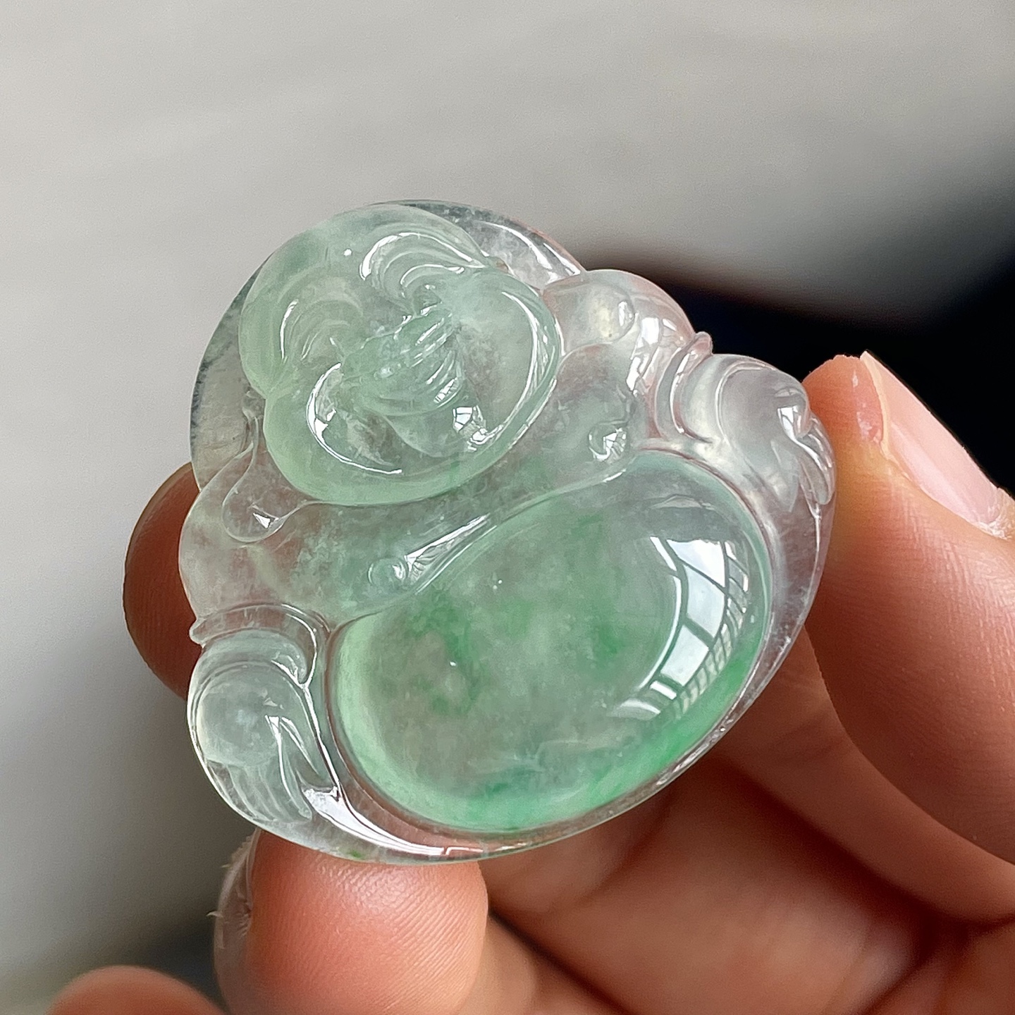 ️ 冰种飘绿佛公吊坠，色辣，饱满水润，无裂，裸石尺寸30.5/33/6.2编码0912好数字