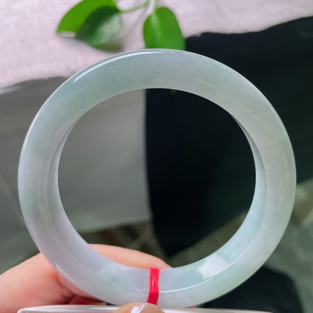 59/11.8/9.2，蓝底正圈，棉线，底子细腻，色调温润不暗沉，清爽舒缓，不浓烈刺眼，属于越看越上