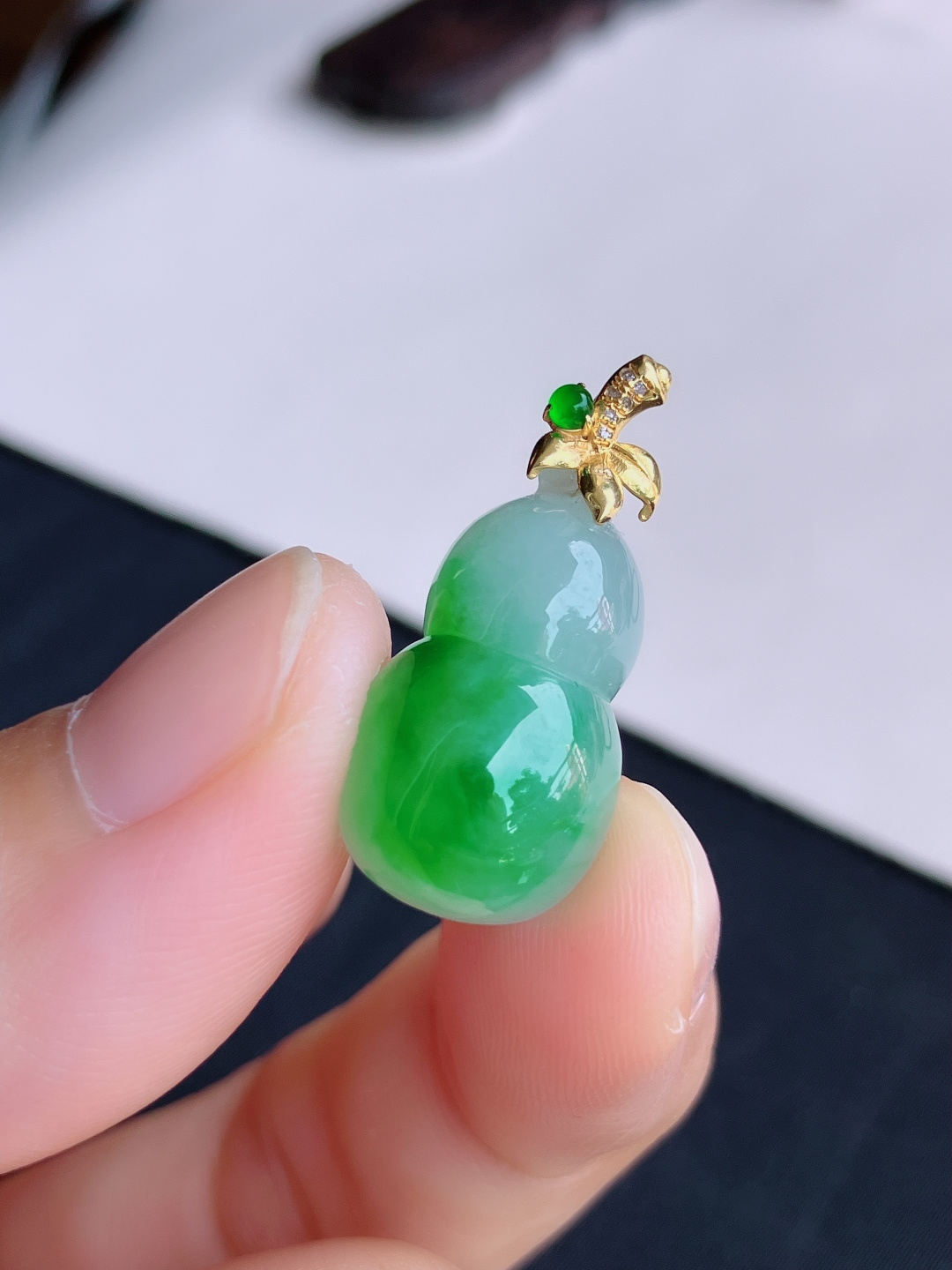 ️，翠绿葫芦，色美清爽，尺寸26/19.8/12.3/7.6/自然光实拍