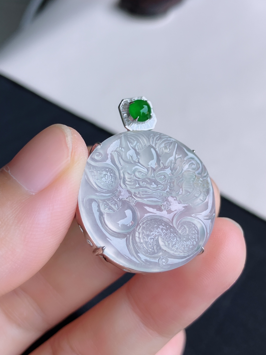 ️，白冰龙牌，晶莹剔透，栩栩如生，尺寸33.3/26/7.8/自然光实拍