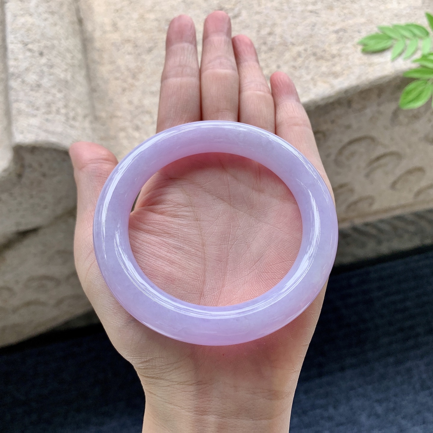 圆条55 56 圈口56.3/11.2/10.8 编码W6090713 粉紫，满色，水润，种老，细腻