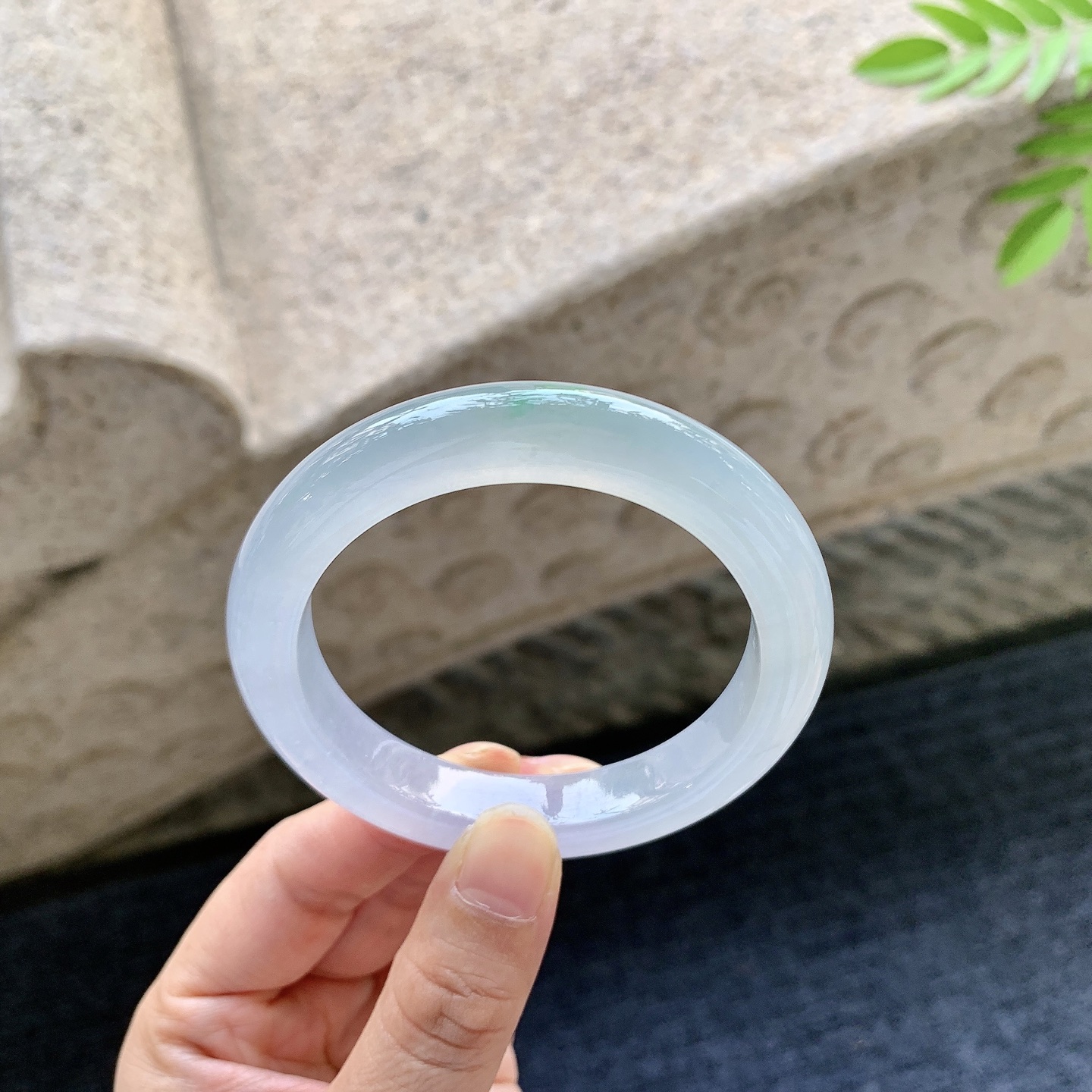 正圈53 54 圈口53.8/10.8/9 编码GJ091530 糯冰淡紫，飘绿，水润，种老，细腻，无裂