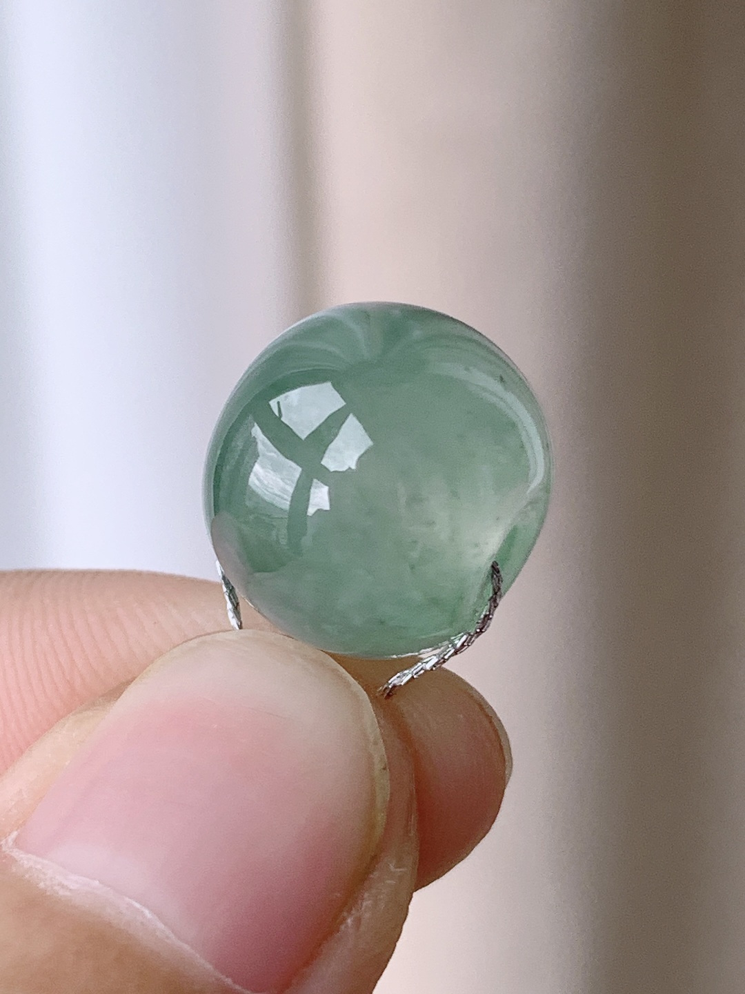【珠子】冰晴水路路通珠子单珠 【说明】缅甸 性比高 【尺寸】12-14.2mm 【重量】5克