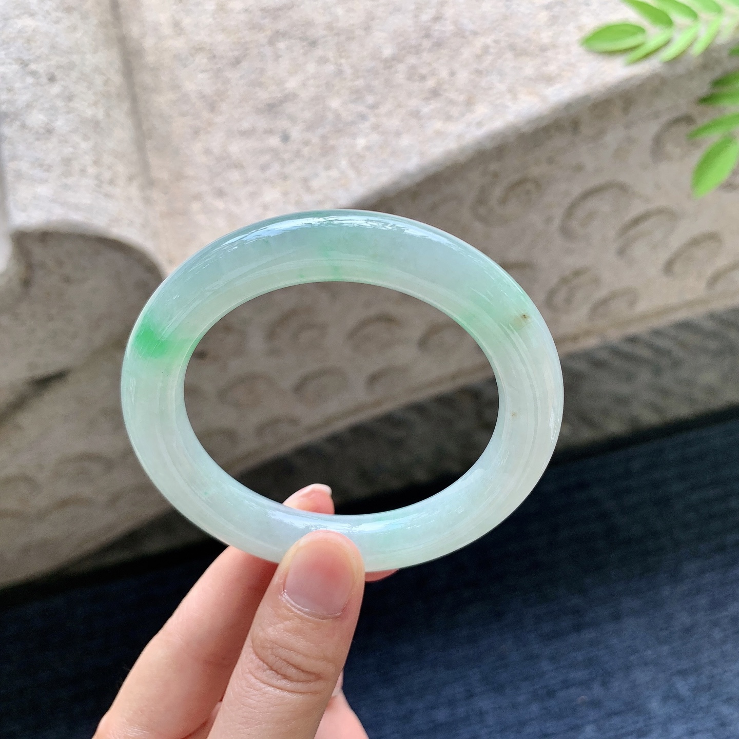 圆条56 57 圈口56/10.9.110.8 编码WW091545 飘绿，水润，种老，细腻，有棉线