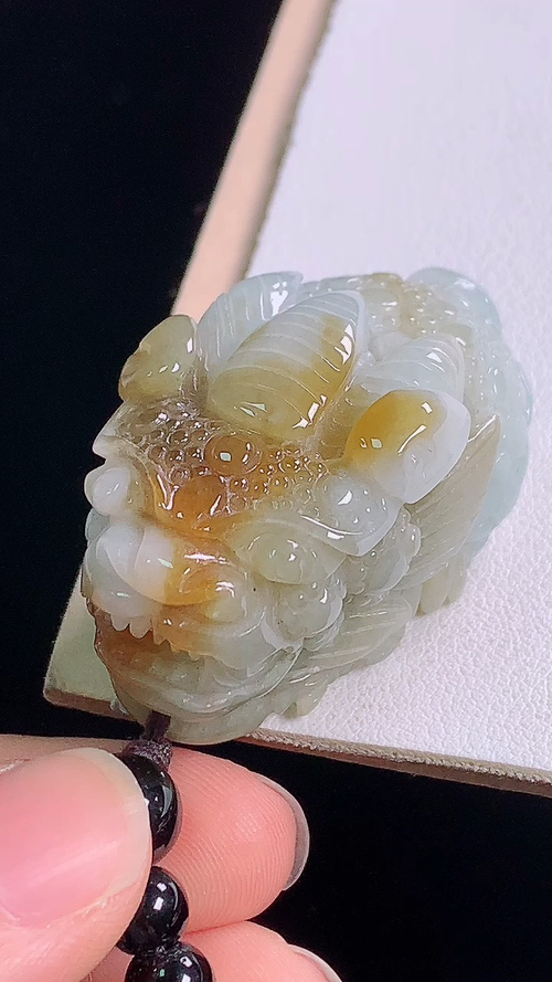 ️黄翡貔貅，无裂，尺寸:42.7-23.9-23.0mm 10