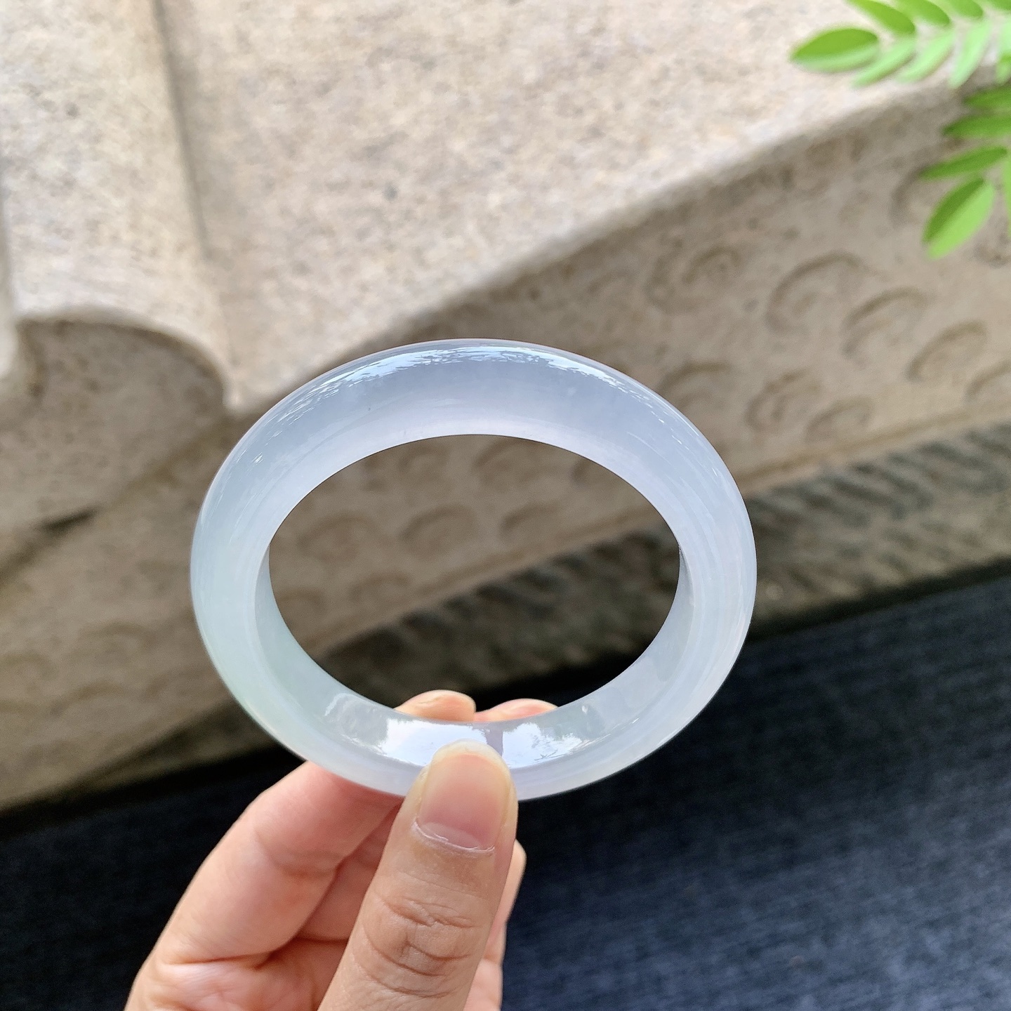 正圈53 54 圈口53.8/10.8/9 编码GJ091530 糯冰淡紫，飘绿，水润，种老，细腻，无裂
