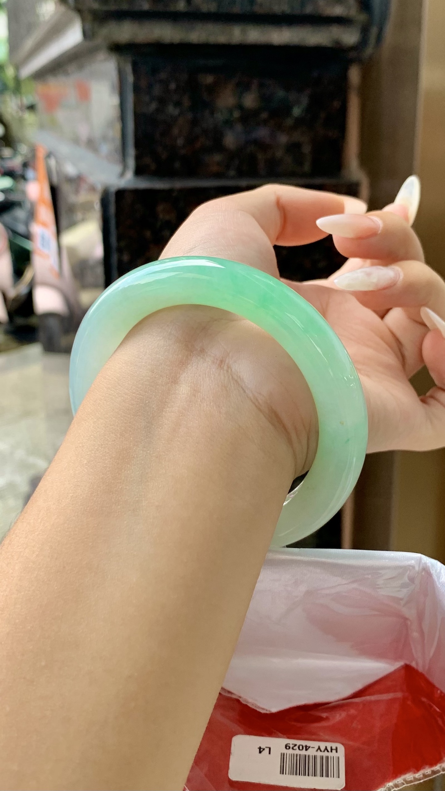 冰飘绿圆条成品 HYY-4029 尺寸：56.5-11.5-11