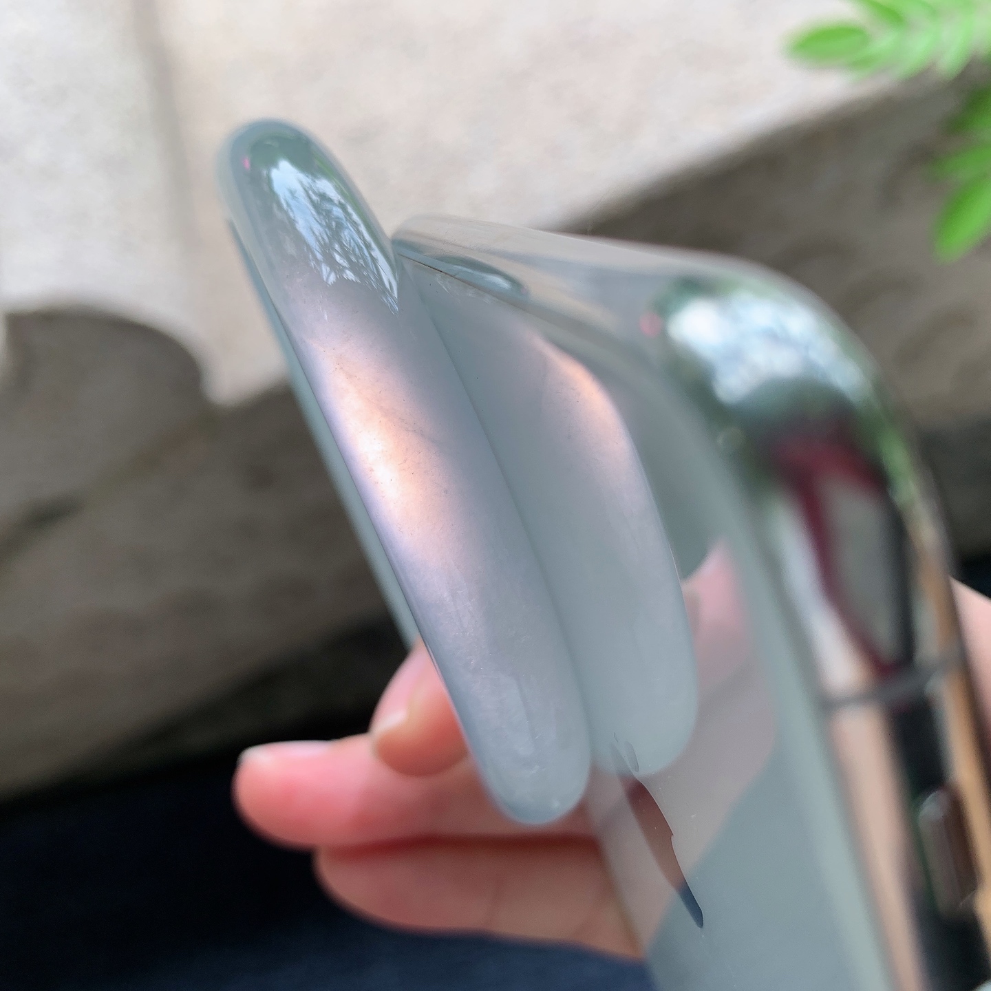 圆条54 55 圈口55.5/10.2/10 编码GJ091528 冰种飘绿，起光，清透，水润，种老，细腻，打灯有棉线