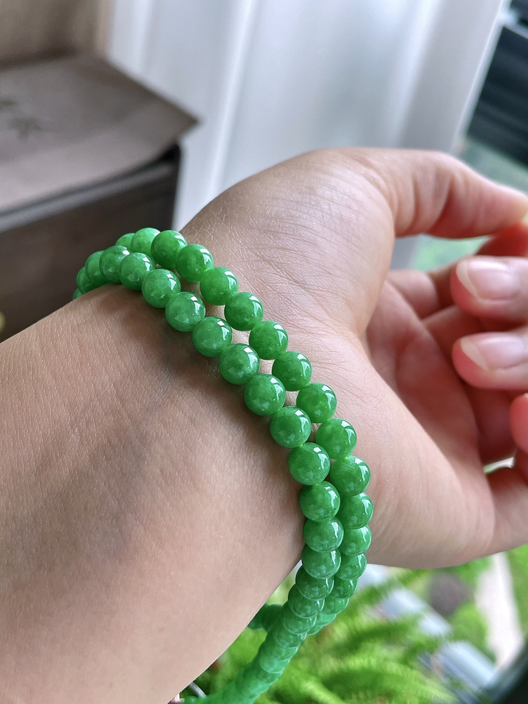 【珠子】阳绿项链圆珠珠子项链 【说明】缅甸 性比高 【尺寸】6-6.5mm 28cm 【重量】42.3克