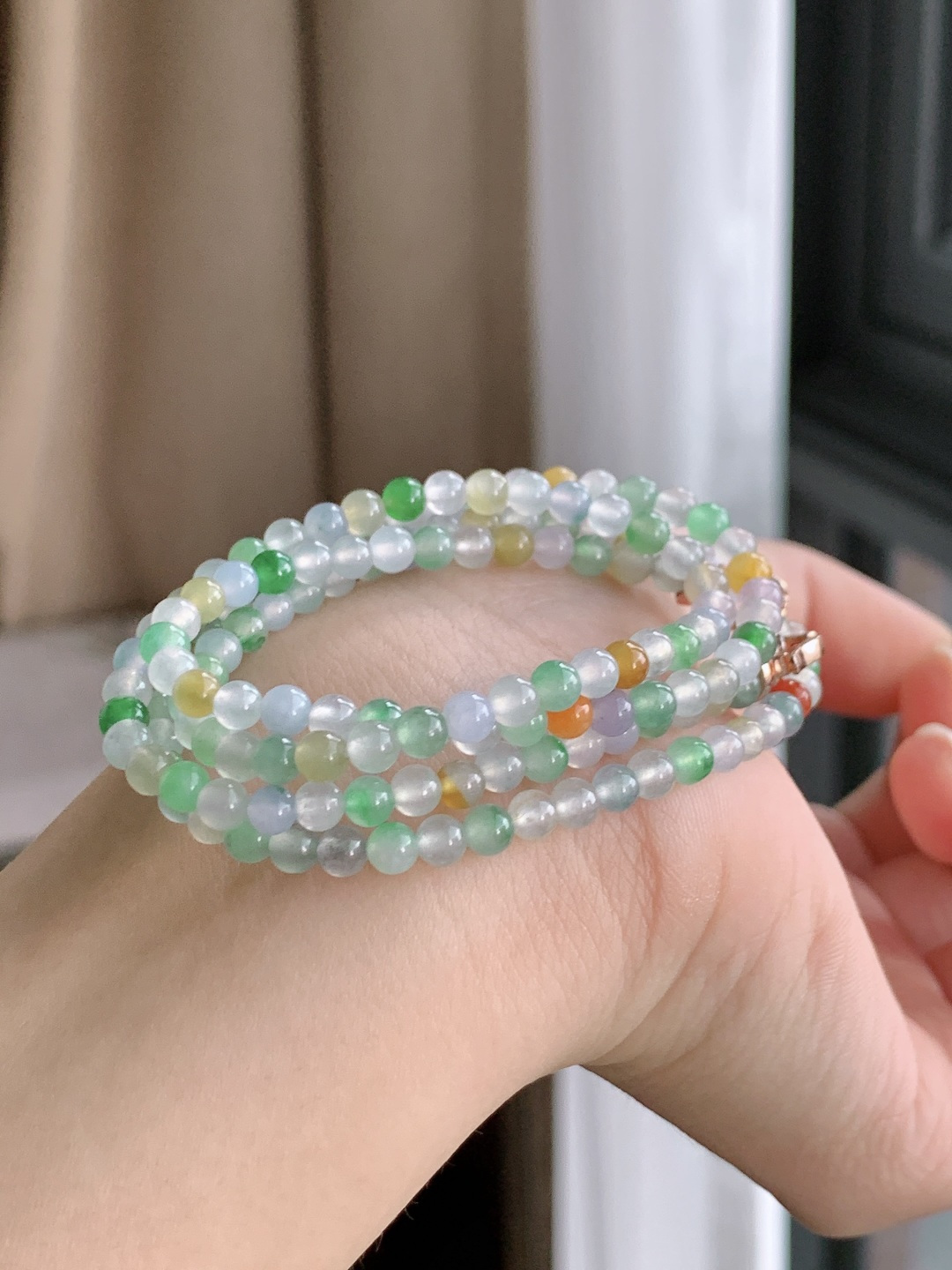 【珠子】冰多宝珠链圆珠子珠链 【说明】缅甸  性比高 【尺寸】4.3-3.9mm，30cm 【重量】17.7克