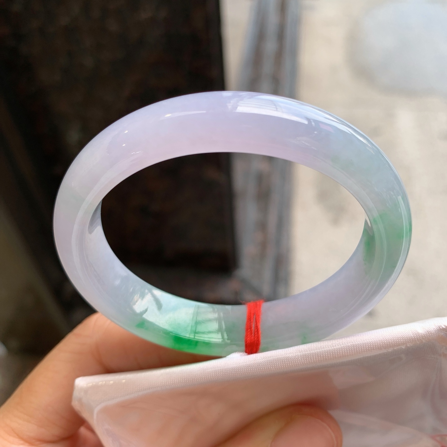 贵妃春带彩 微纹 尺寸：52.7/46/12/7.7 色辣