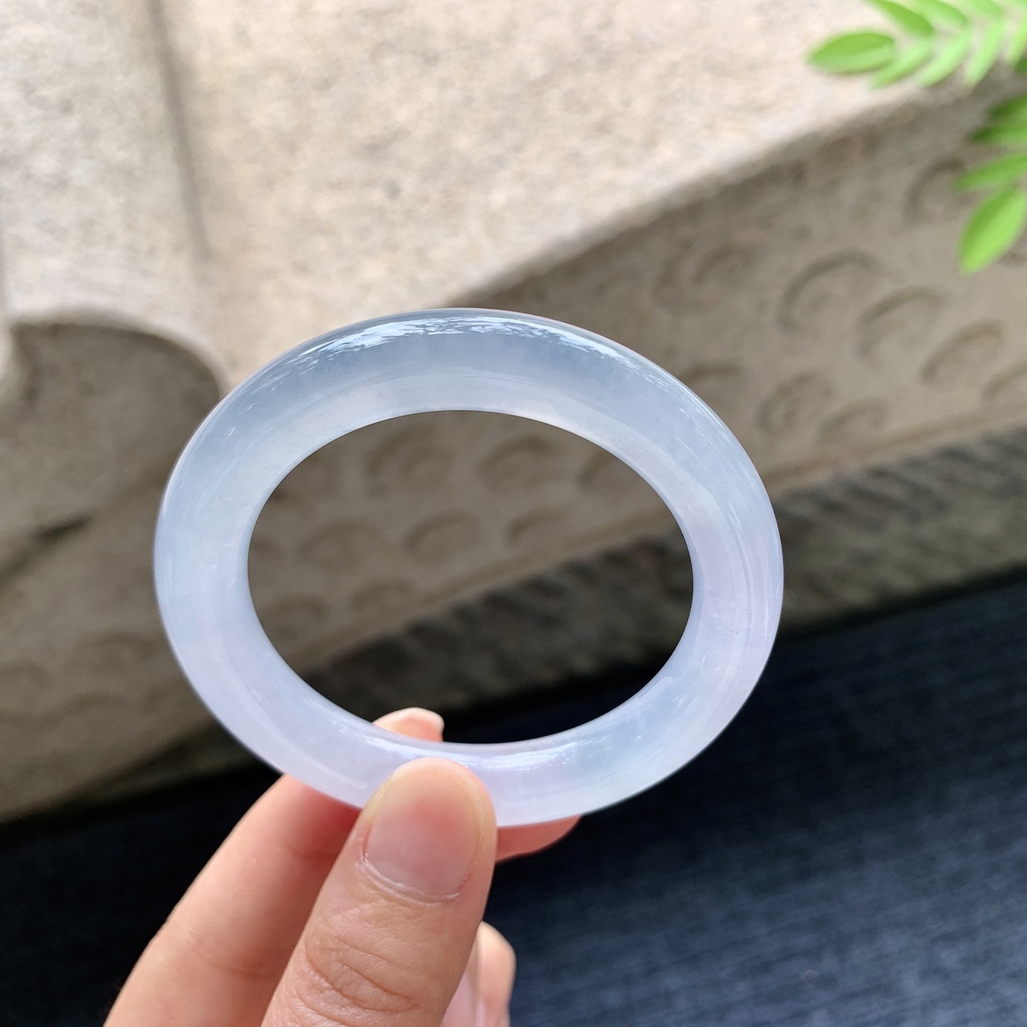圆条48 49 圈口49/9.2/9.3 编码DZ091508 冰糯紫底，水润，种老，细腻，打灯有絮线