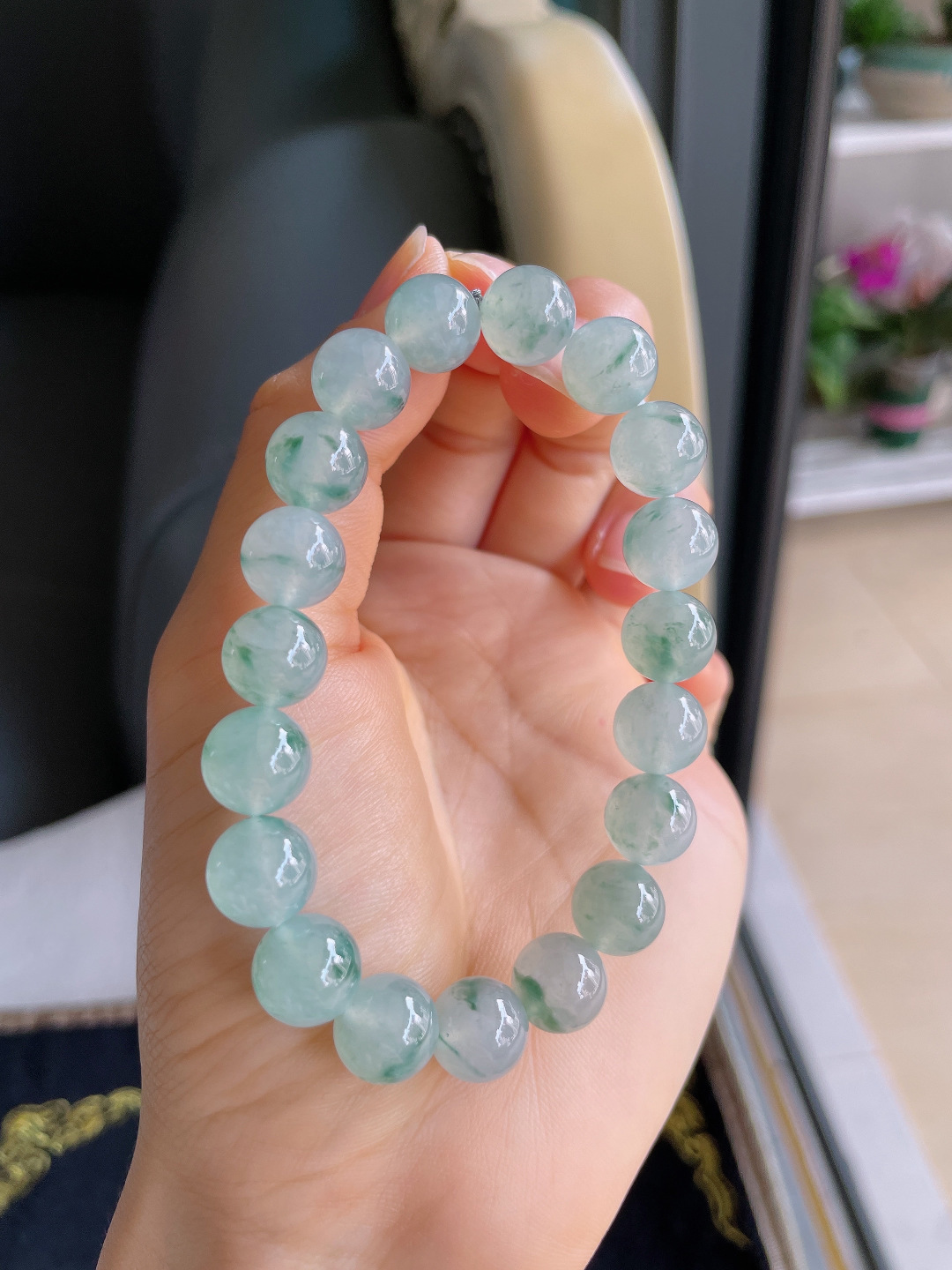 ️，缅甸天然翡翠A货，冰种飘花手链，尺寸：10mm。【编4073】