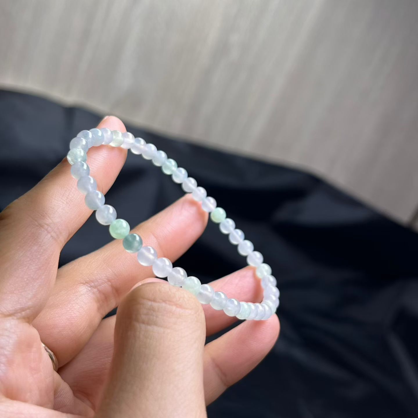 ️ 晴手串，卡4.3mm，42颗