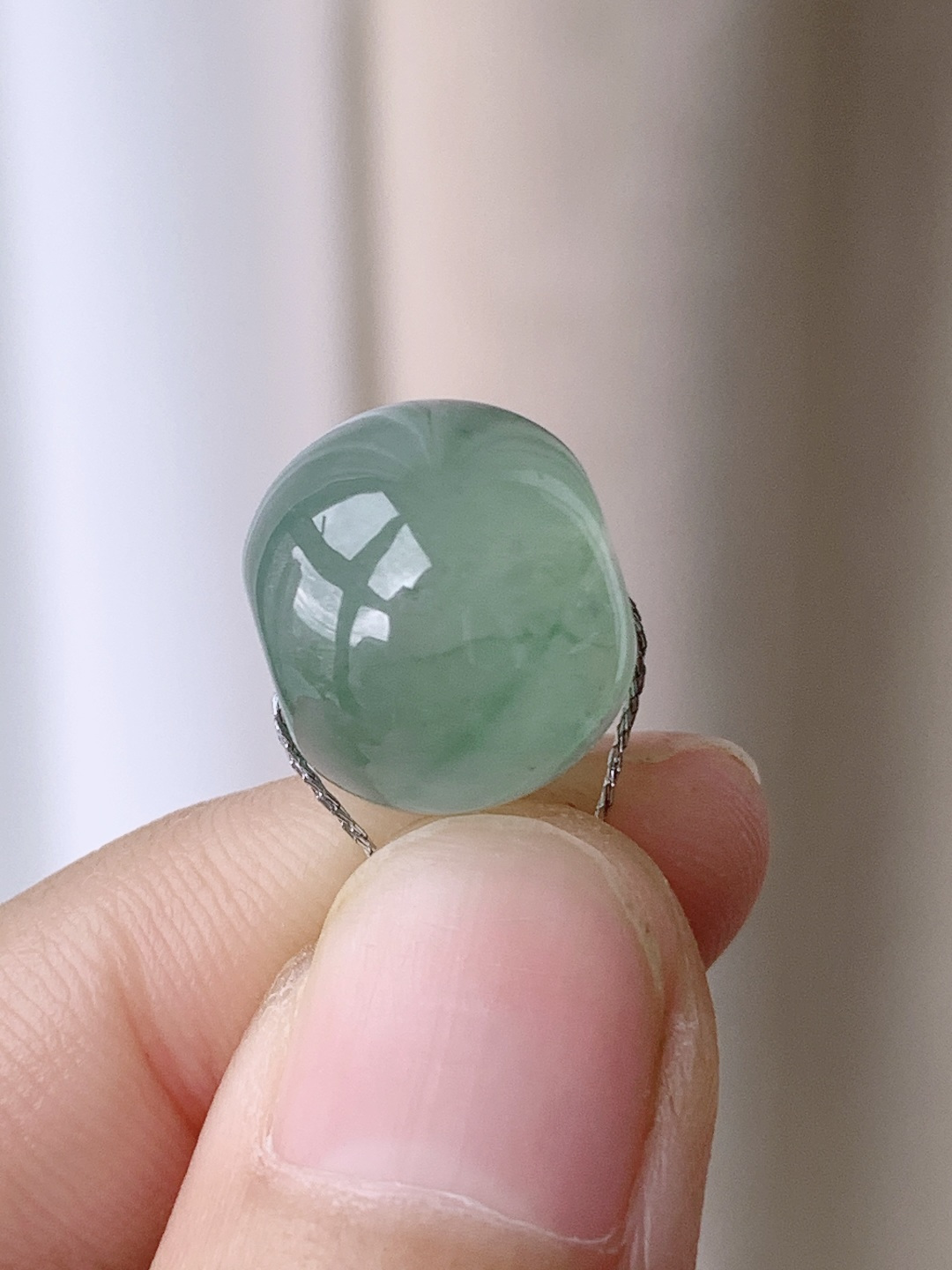 【珠子】冰晴水路路通珠子单珠 【说明】缅甸 性比高 【尺寸】12-14.2mm 【重量】5克