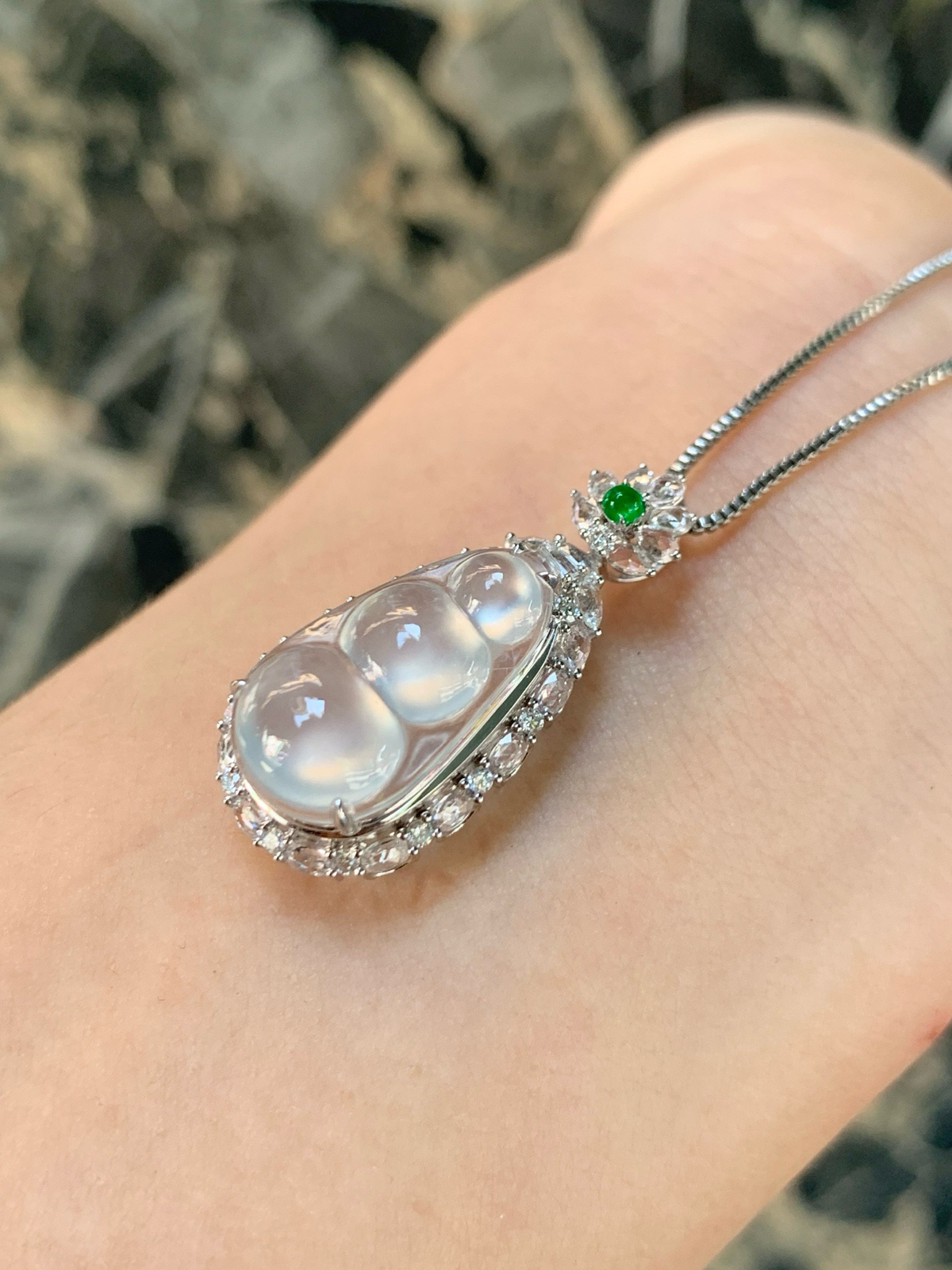 高冰·福豆18k 镶嵌透度拉满，莹光流转，通透干净，精致贵气～