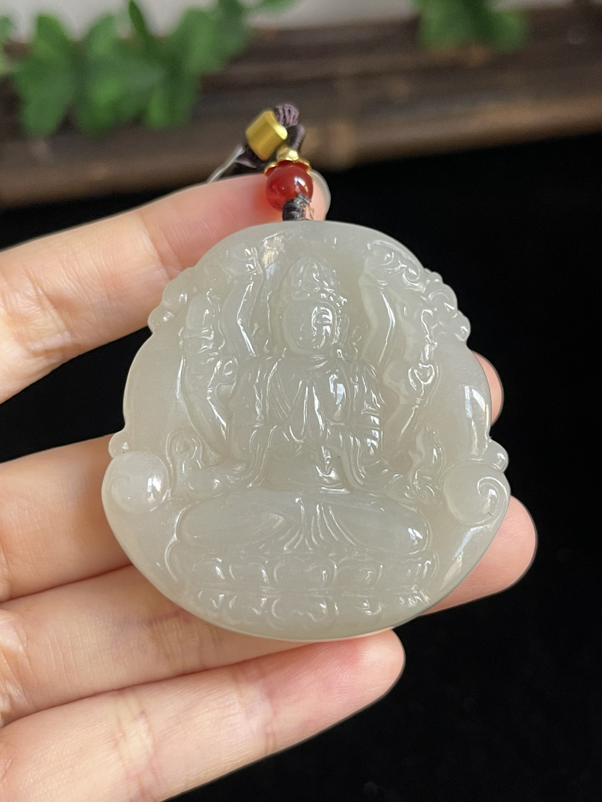 和田玉观音，配珠未测