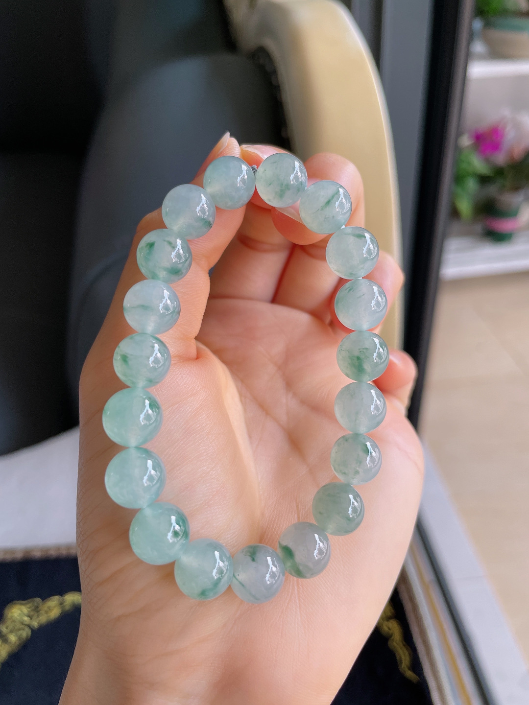️，缅甸天然翡翠A货，冰种飘花手链，尺寸：10mm。【编4073】