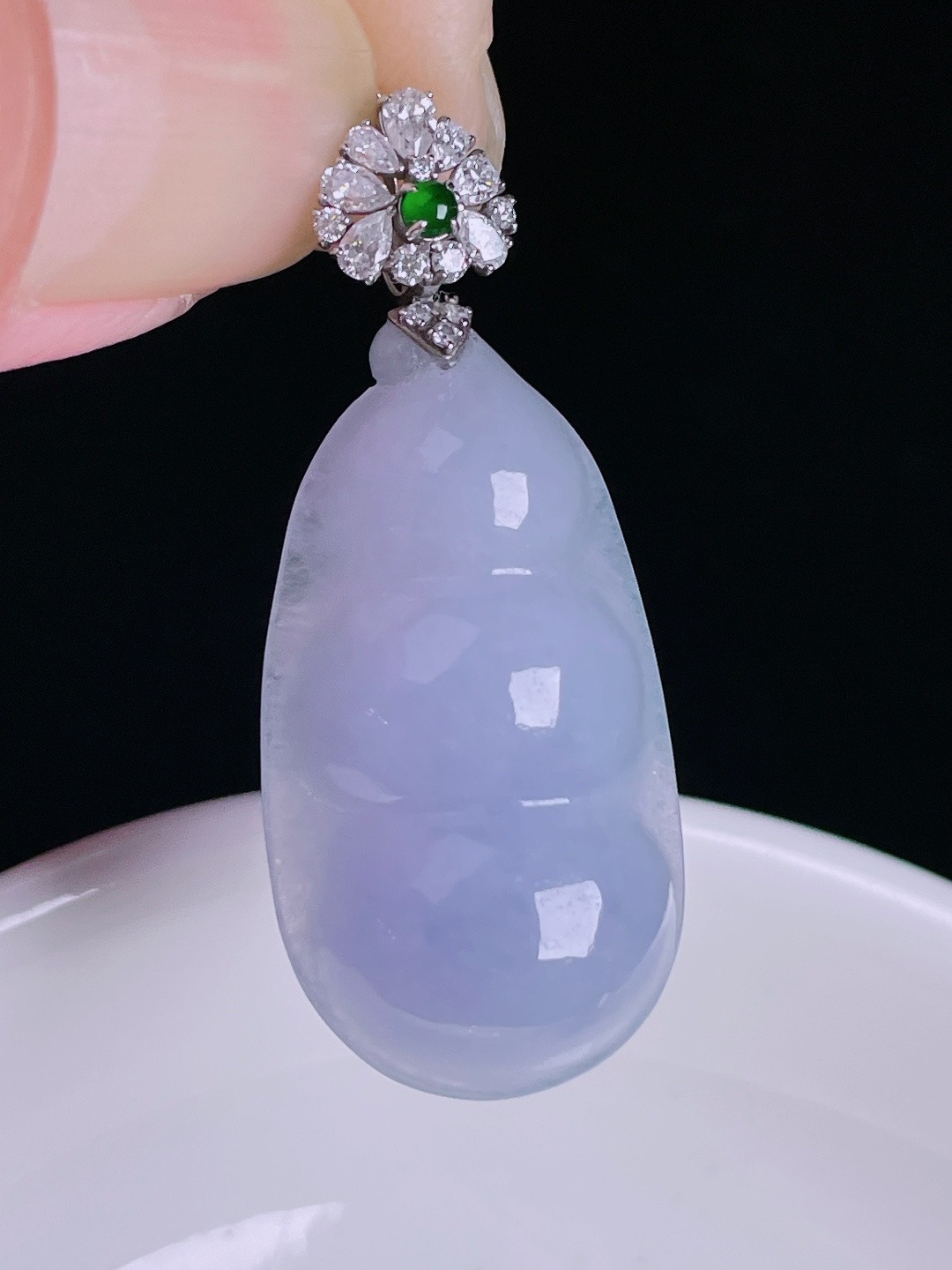️豆子福豆，18k镶嵌，老种起光，细底通透，尺寸：38.3裸石30/16.4/7mm0914