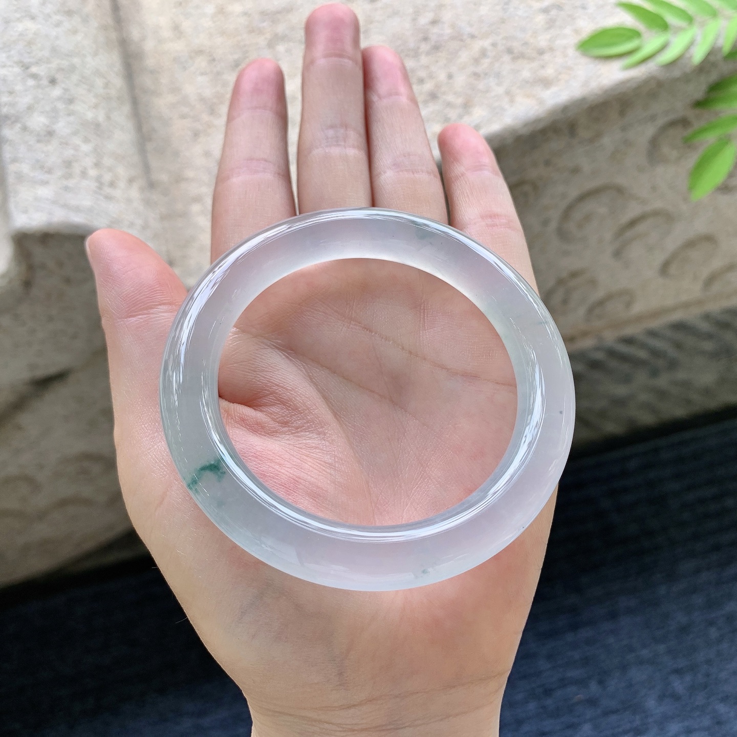 圆条54 55 圈口55.5/10.2/10 编码GJ091528 冰种飘绿，起光，清透，水润，种老