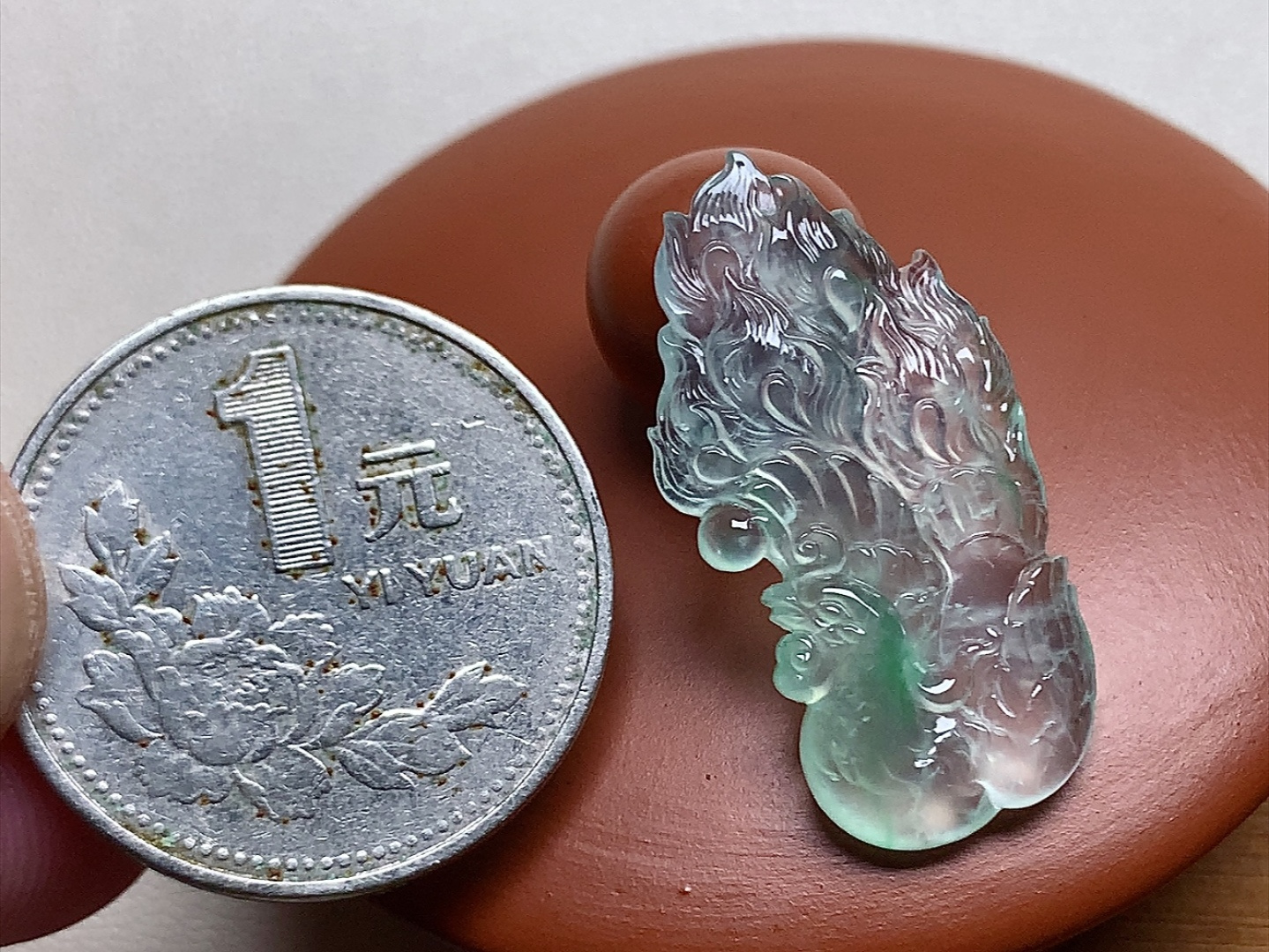 ️ 玻璃种高翠凤凰 色泽别致，雕工细致栩栩如生，尺寸29*15*3.5