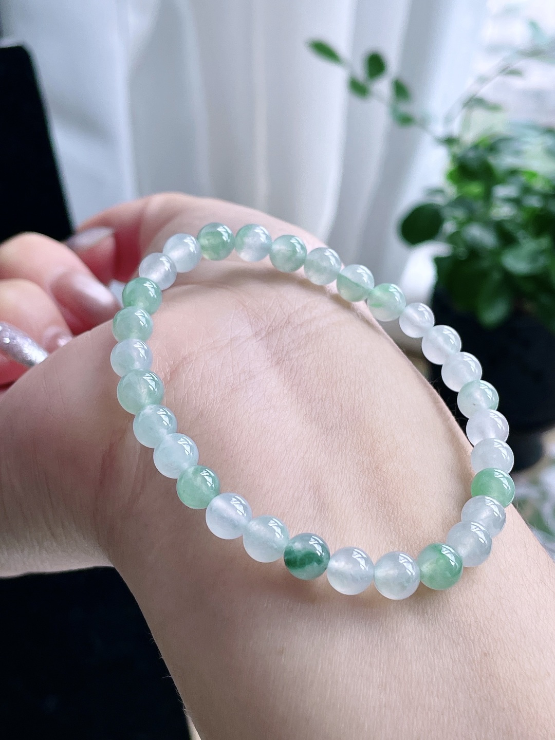 【珠子】冰多宝手串圆珠珠子手串 【说明】缅甸 性比高 【尺寸】6mm 【重量】11.5克