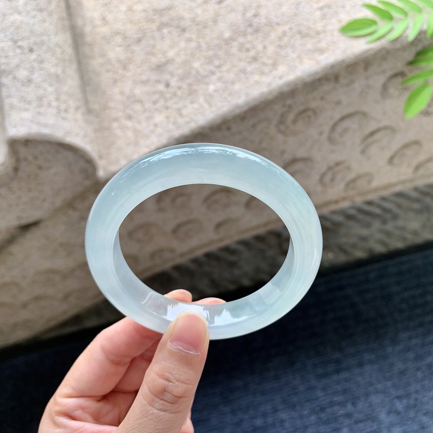 正圈55 56 圈口56.3/12.3/9.5 编码W6091533 冰晴底，清透，水润，种老，细腻，无裂