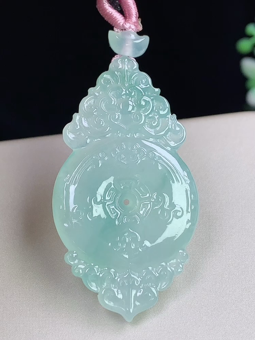 仿古雕花平安扣，无裂，尺寸42.2*23.4*4.8mm，j14hay