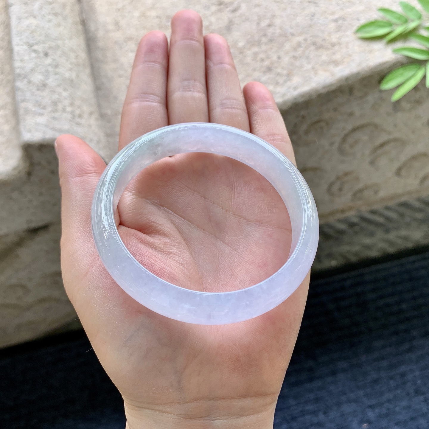 正圈58 59 圈口59.8/12.7/7 编码HJ090911 冰糯粉紫，水润，种老，细腻，打灯有棉线
