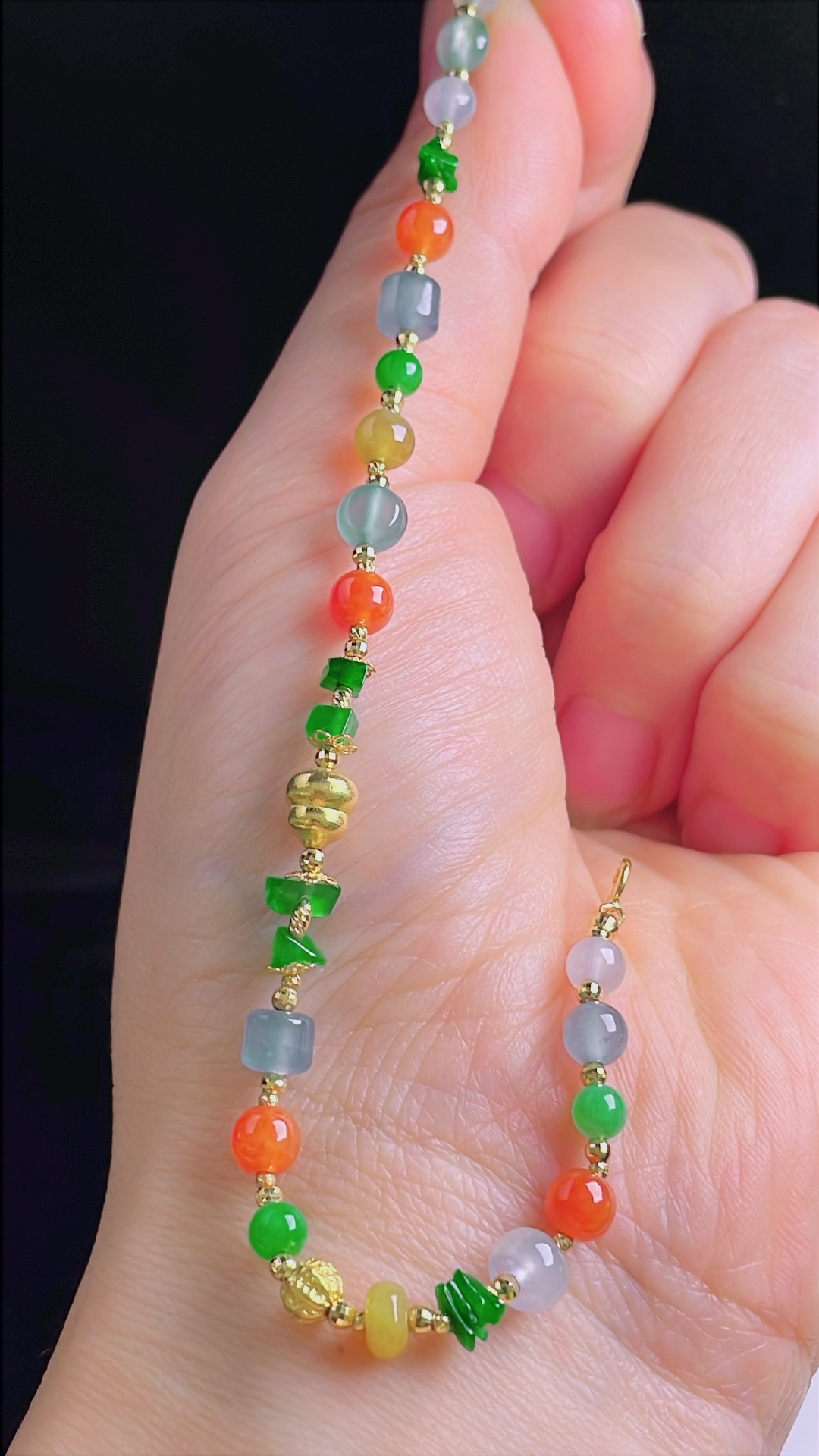 ️多彩手链，18k镶嵌，老种起光，细底通透，尺寸：5.6/3.6mm0914