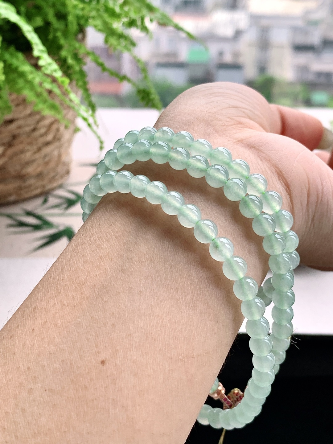 【珠子】️冰晴水珠链圆珠子珠链 【说明】缅甸 性比高 【尺寸】6mm，32cm 【重量】41克