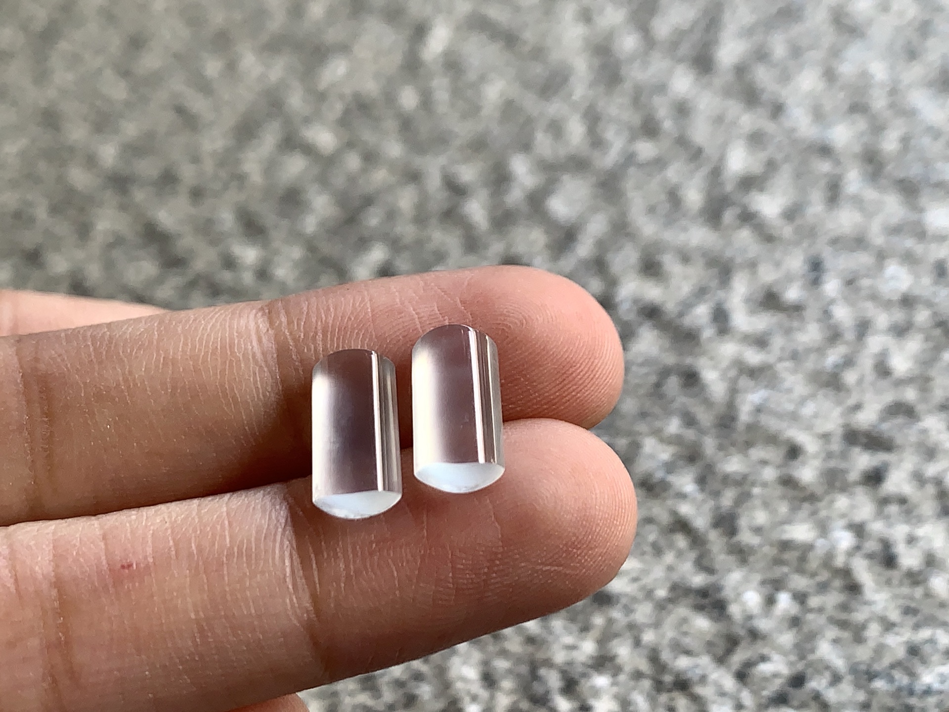 ️ 冰马鞍一对 尺寸：10.6×5×2.5/10.6×5.3×3