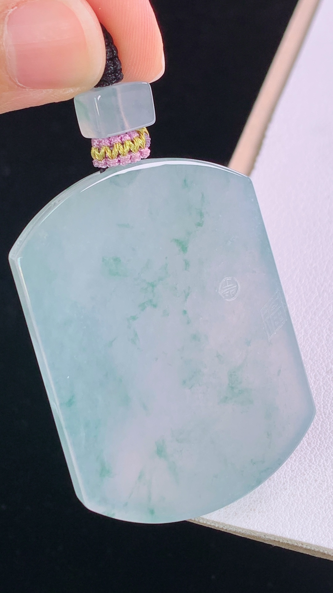 ️冰种飘花无事牌 花色灵动，水润清爽，无裂，尺寸:50.3-36.6-5.5mm 10
