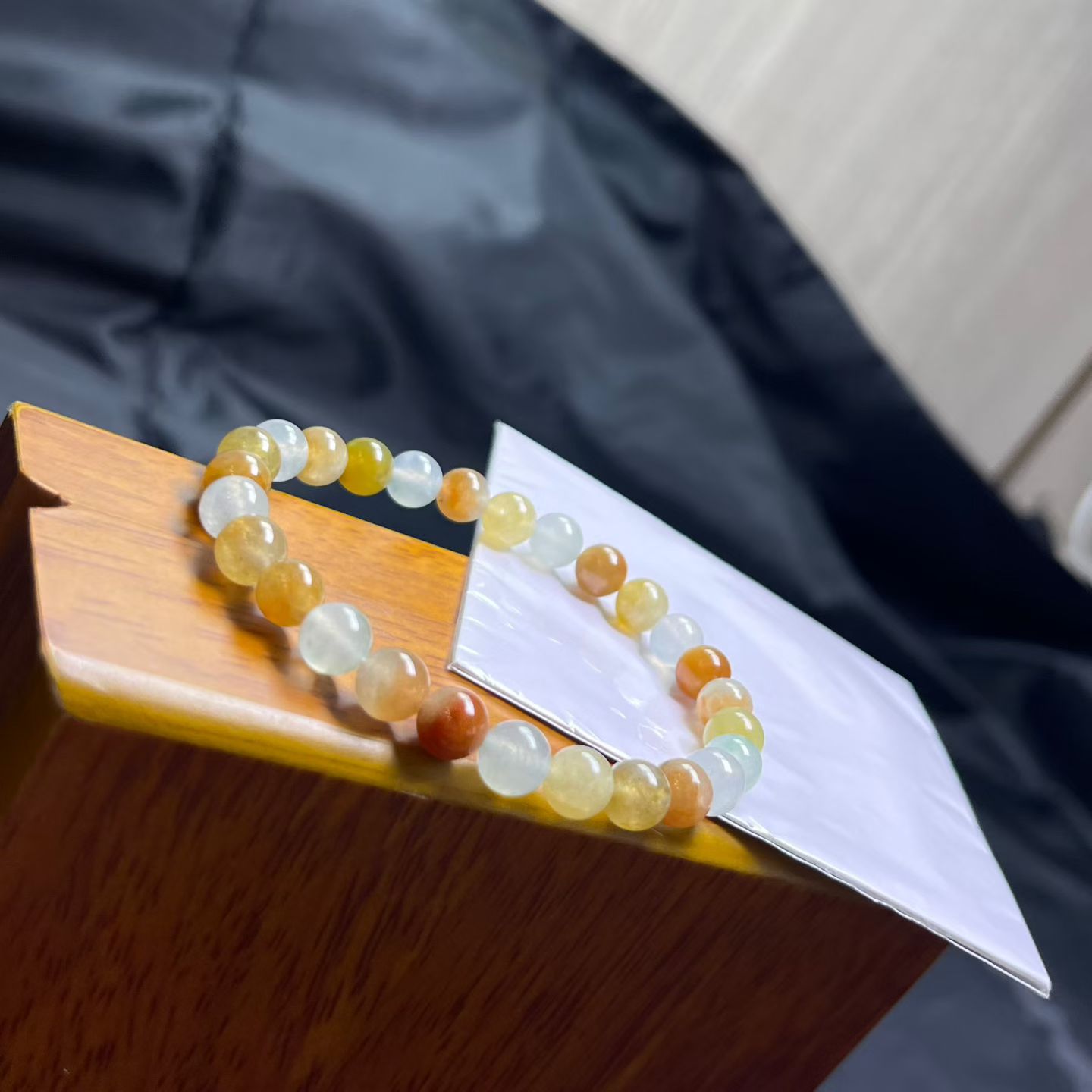 ️ 彩手串，卡6.8mm-7mm，27颗