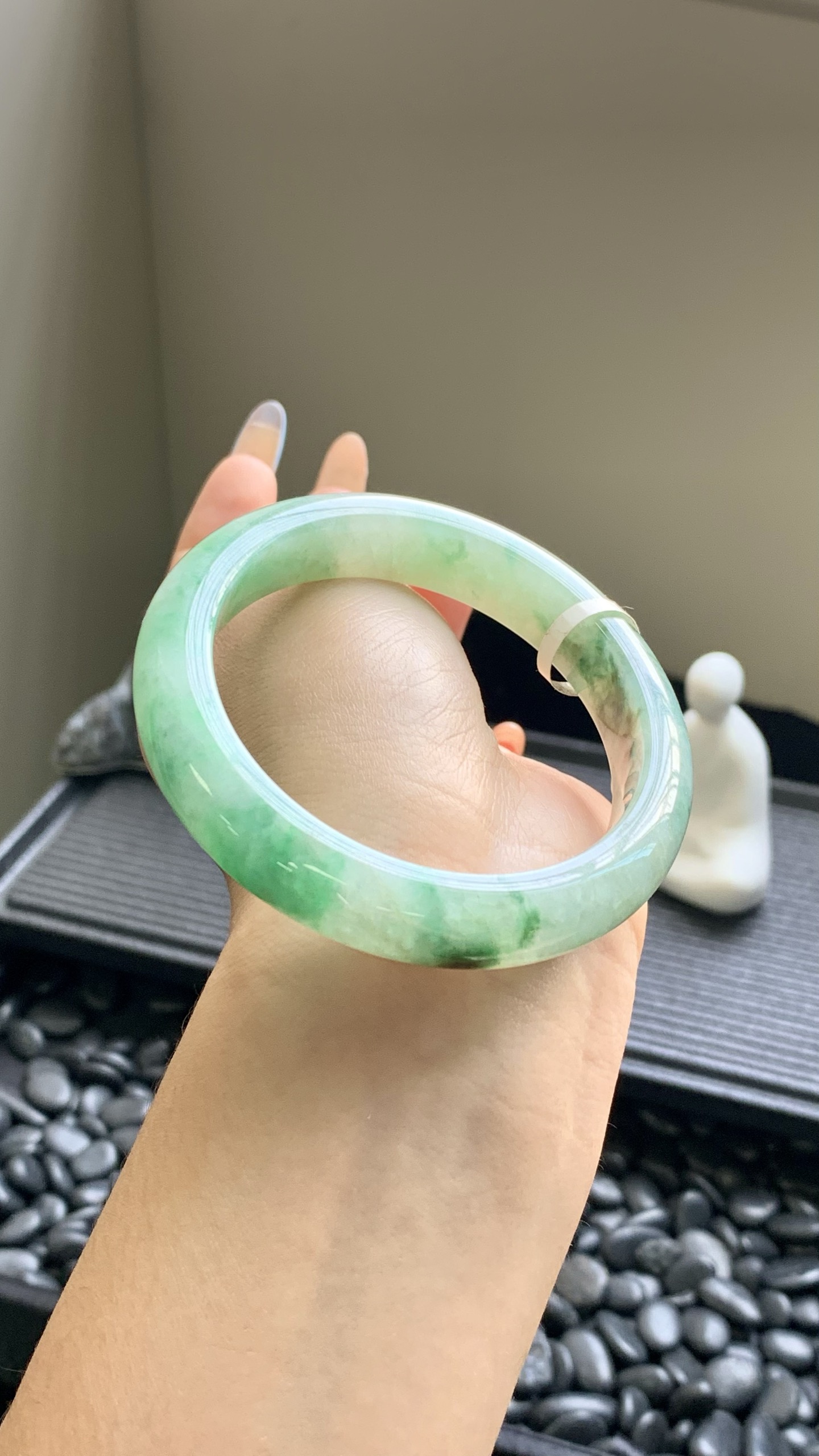 晴底飘绿花正圈成品 HYY-9607 尺寸：54.5-12-8