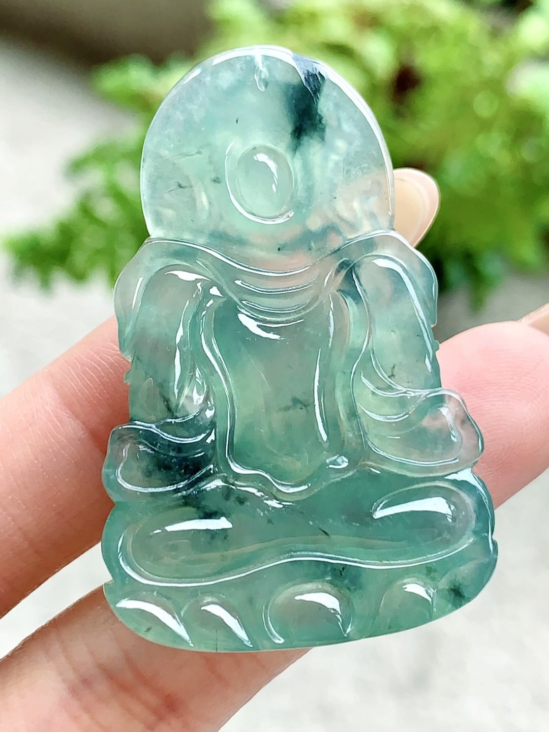 【裸石】🫧冰种飘花度母观音大观音吊坠 【说明】缅甸 性比高 厚装 【尺寸】50.4-33-6.5 【重量】19克