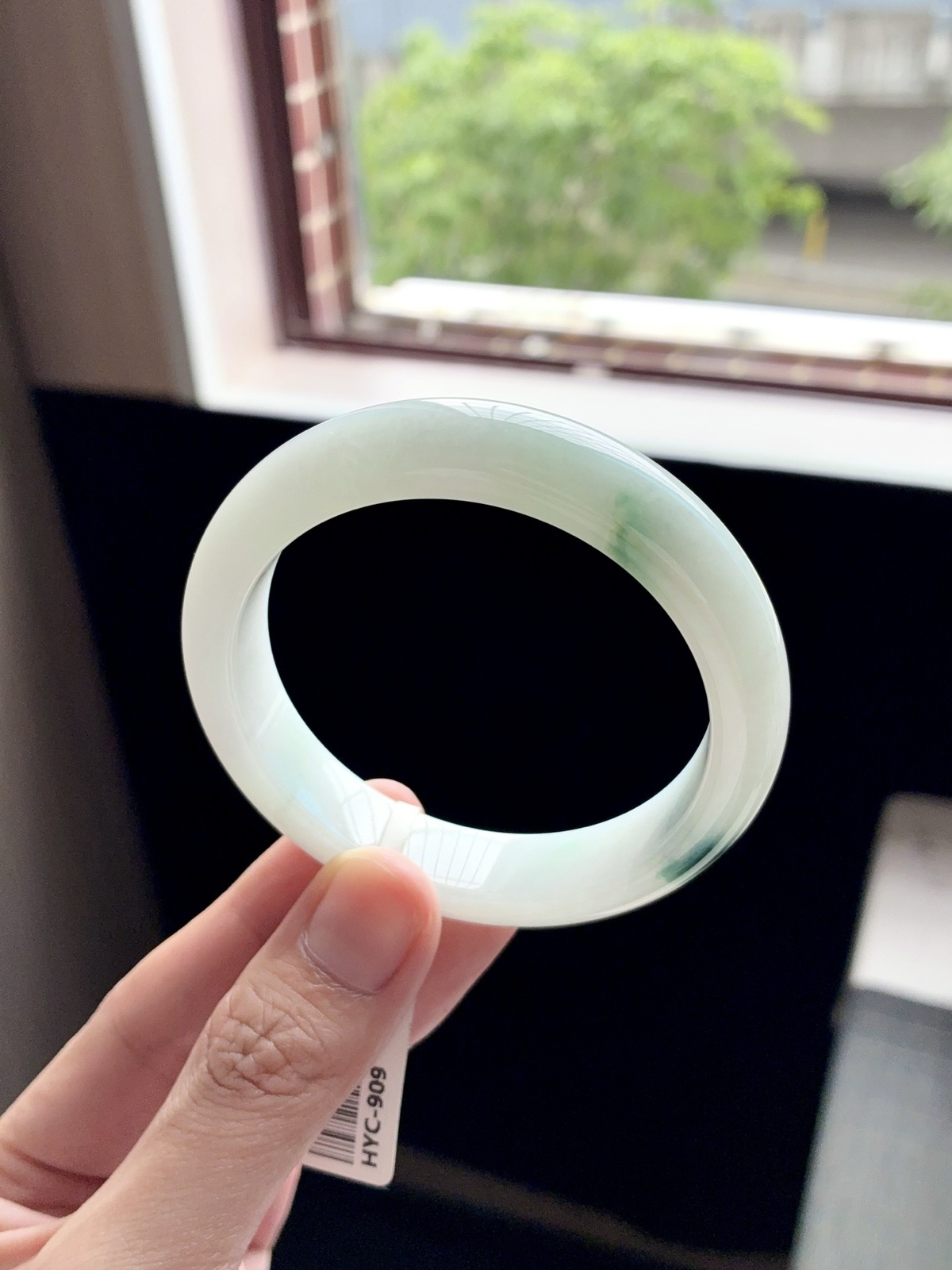 牛奶底飘花正圈成品
⭕️55.5-12.8-8.4