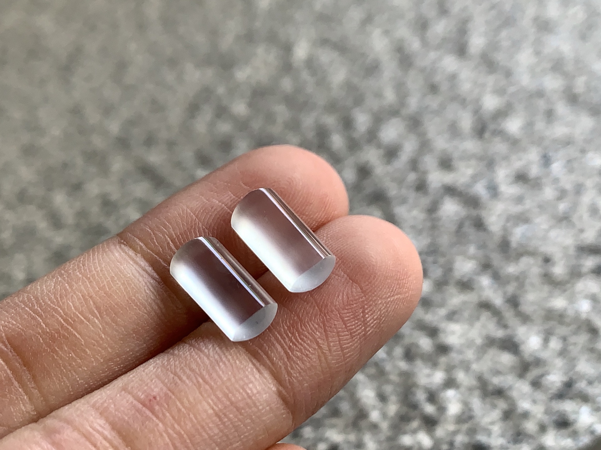 ️ 冰马鞍一对 尺寸：10.6×5×2.5/10.6×5.3×3