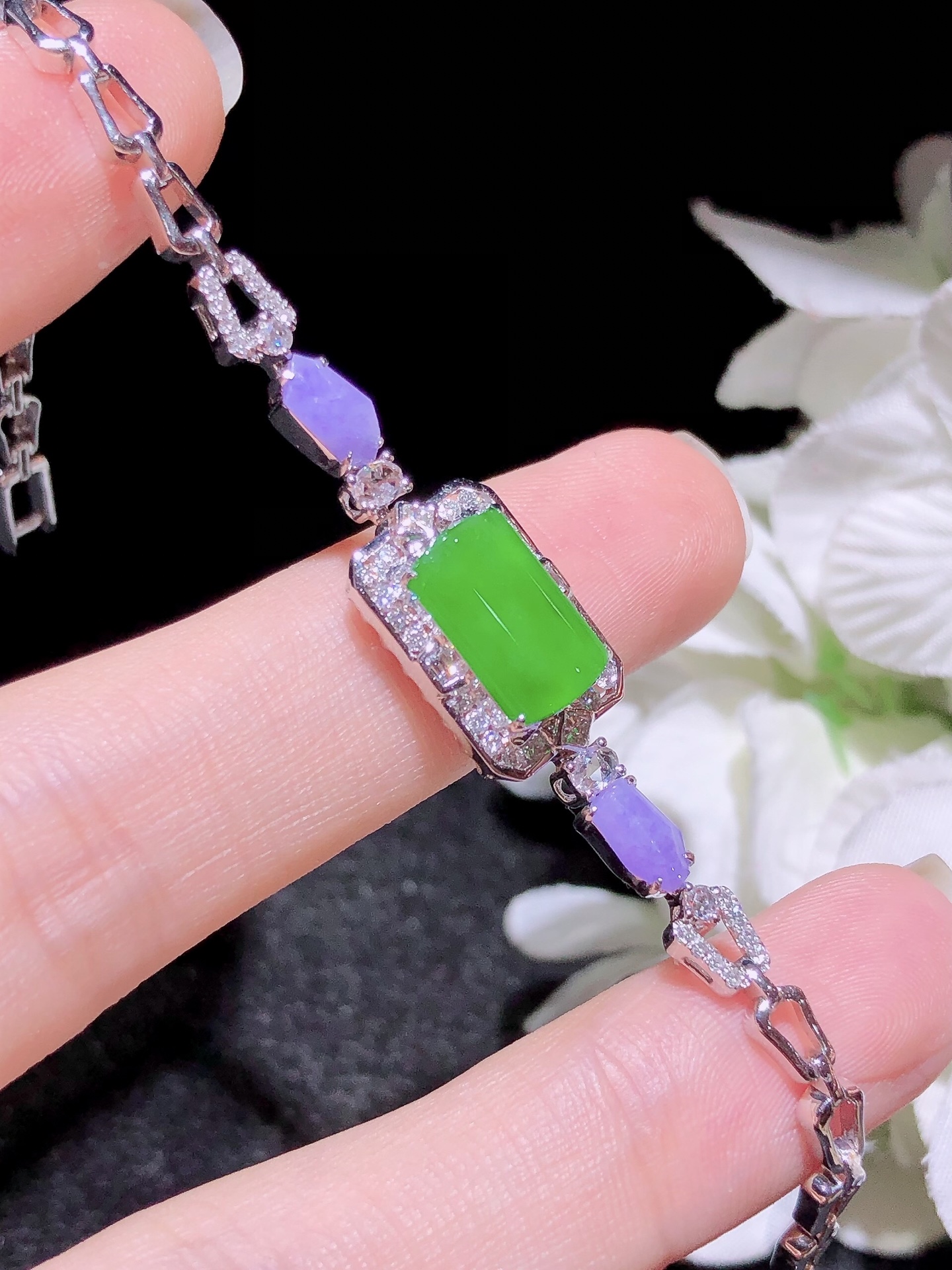 18K金镶 阳绿无事牌手链  水润色艳 品相饱满 苹果拍摄，实物更好看，11-7.5-2.6