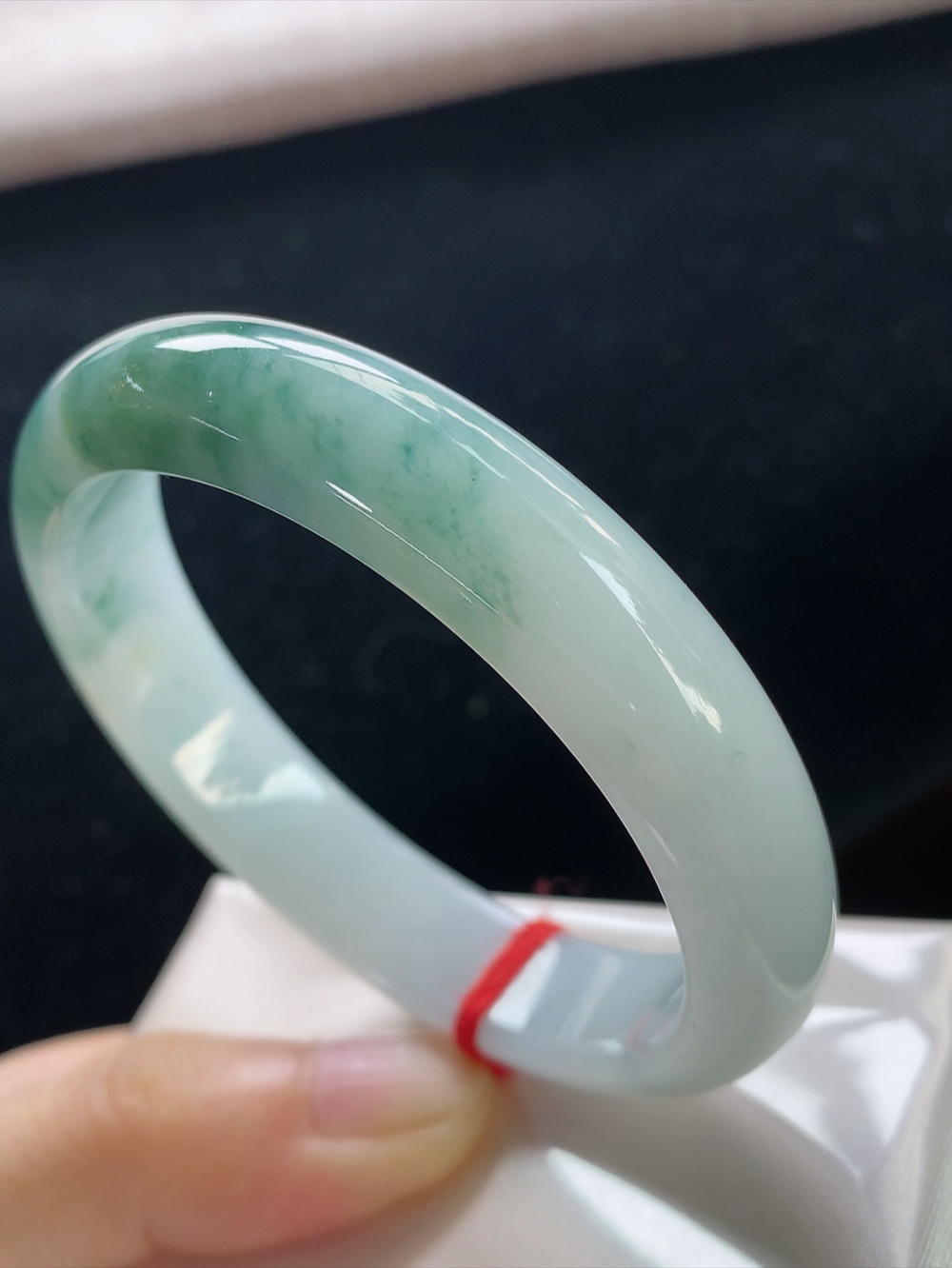 正圈飘花手镯，圈口尺寸54.8-12.2-7.3mm,914yd