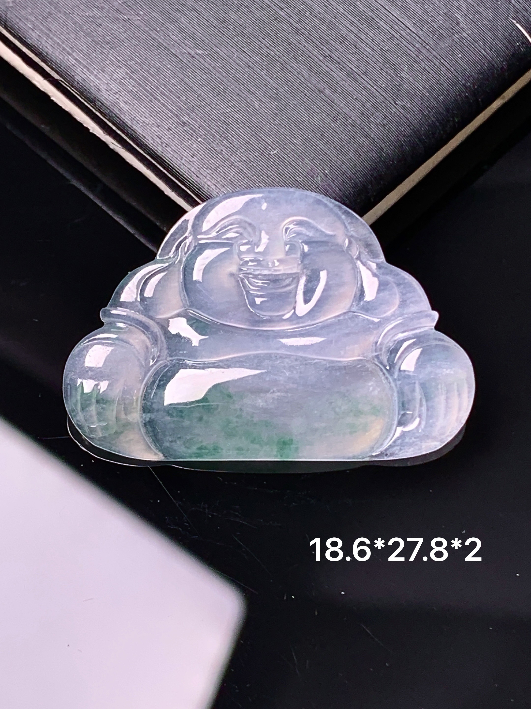 冰种佛公吊坠 玉质细腻 色泽艳丽清新 水润亮眼 整体尺寸18.6*27.8*2 yz