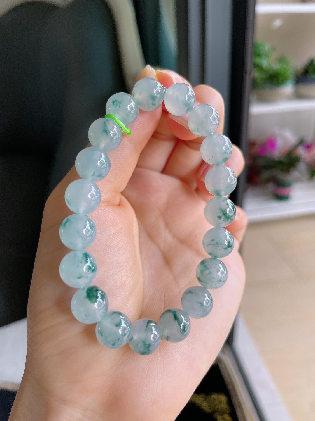 ️，缅甸天然翡翠A货，冰飘花手串，尺寸：10mm。【编3149】