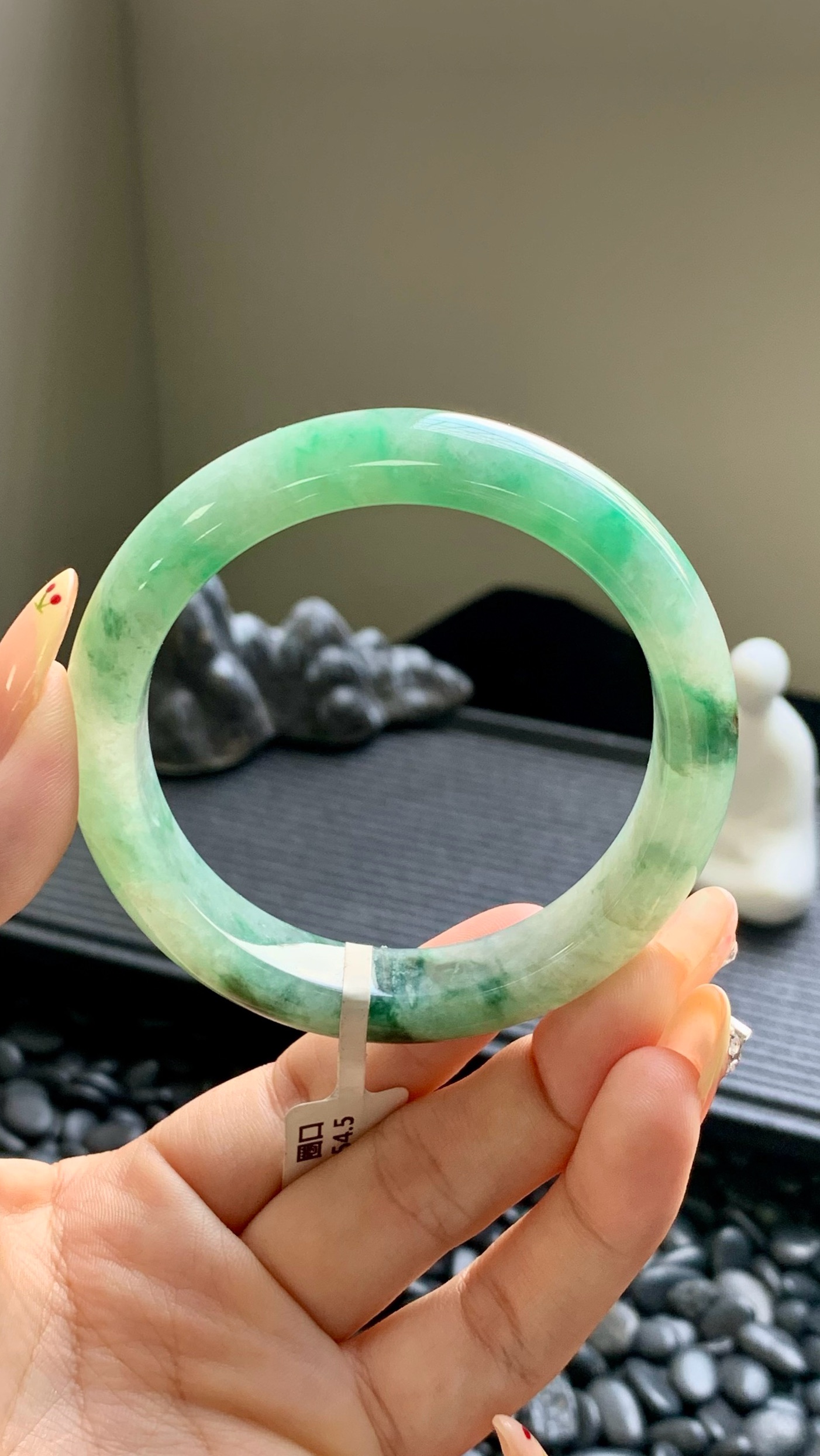 晴底飘绿花正圈成品 HYY-9607 尺寸：54.5-12-8