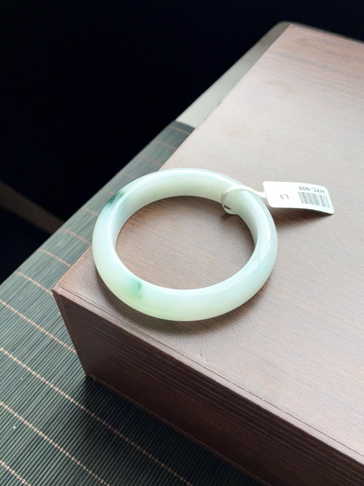 牛奶底飘花正圈成品
⭕️55.5-12.8-8.4