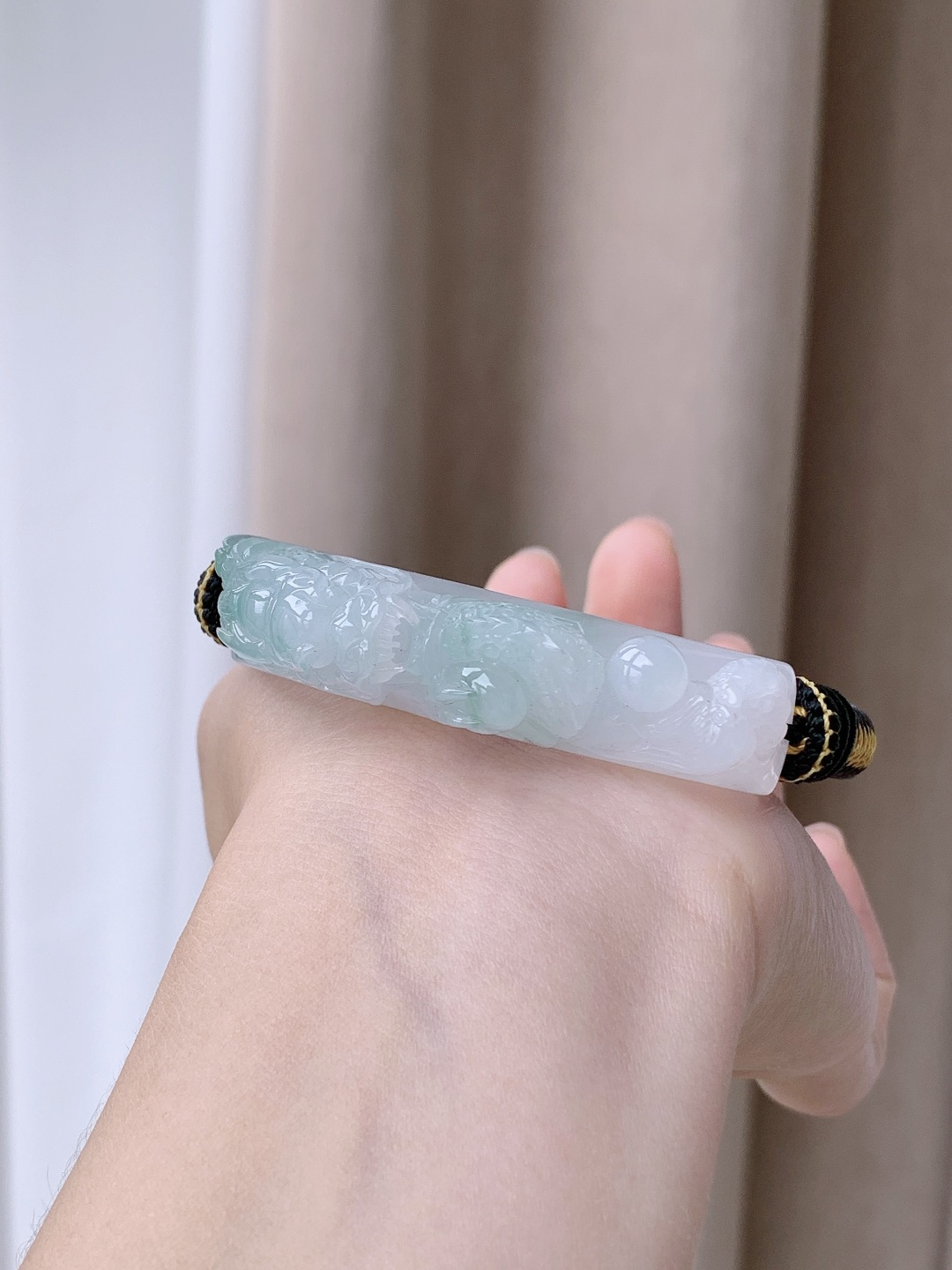 【裸石】冰飘绿花龙牌手牌 【说明】缅甸 性比高 立体 超厚 飘花 【尺寸】58.5-13-15.5
