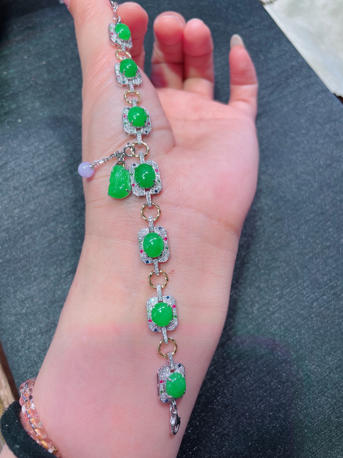 ️高冰绿蛋面手链，晶莹剔透，新颖时尚，8.5-7-4